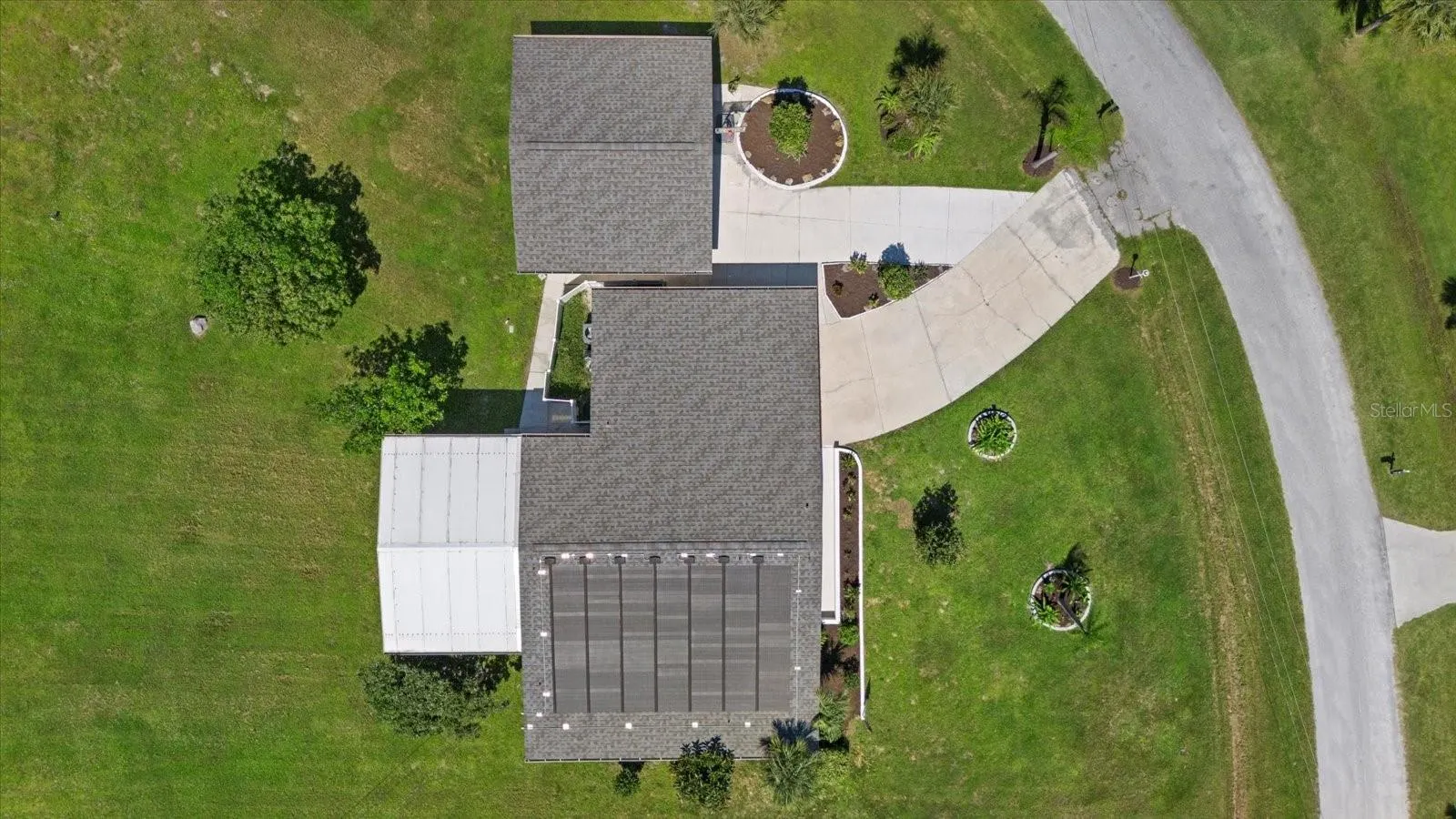 1400 MUSTANG ST