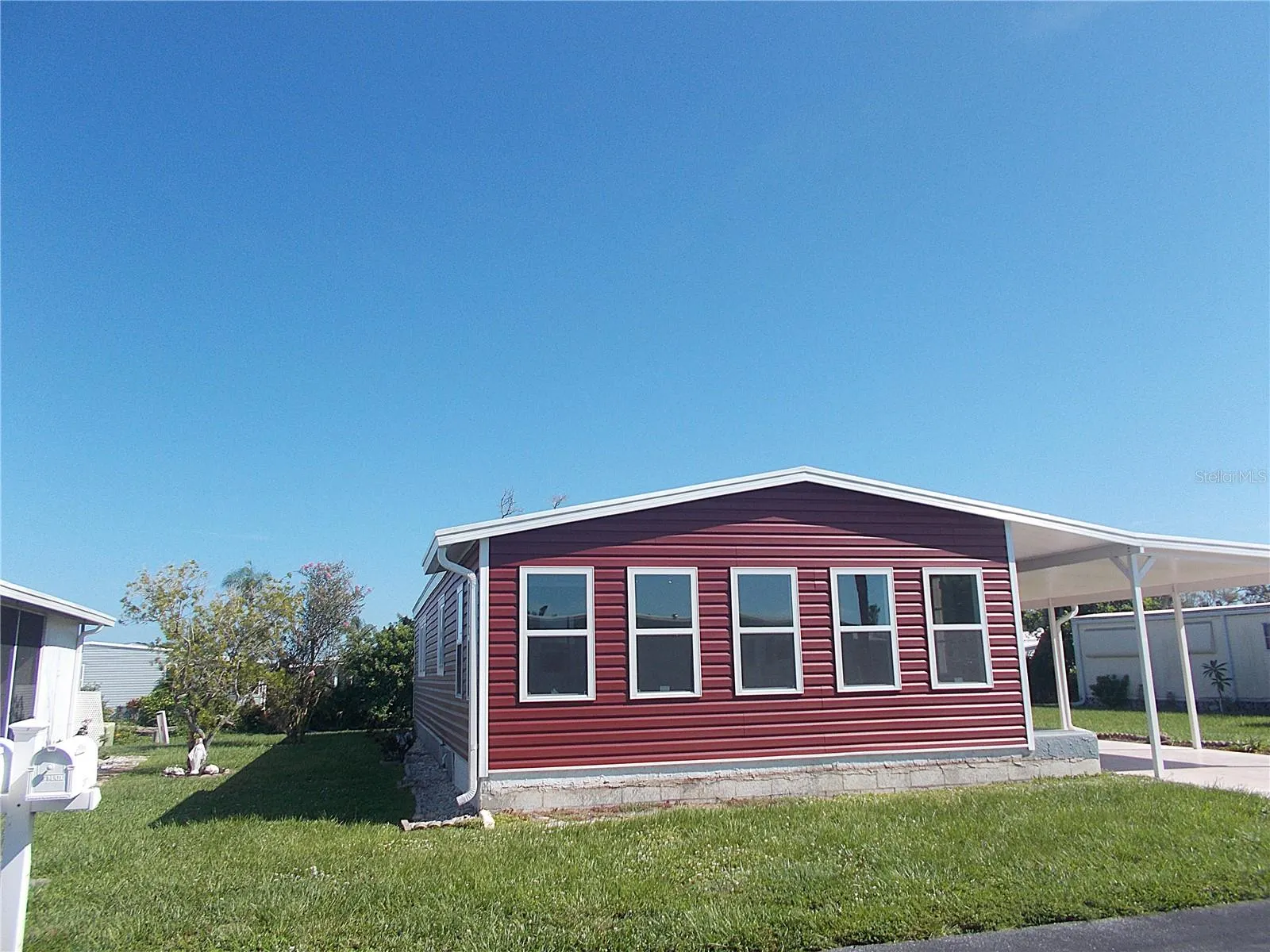 363 LONGWOOD DR