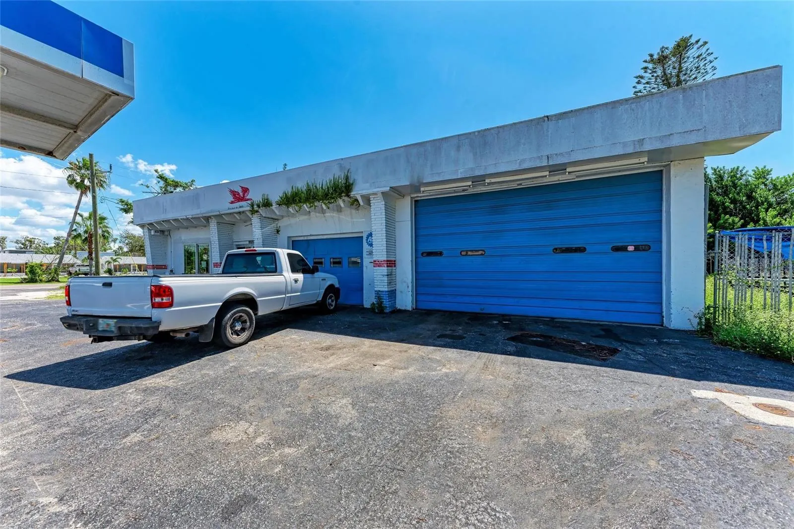 10205 CORTEZ RD W