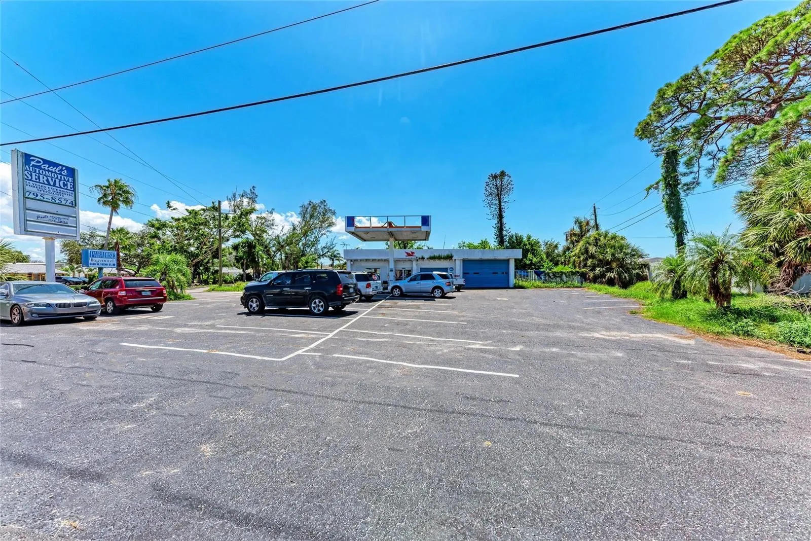 10205 CORTEZ RD W