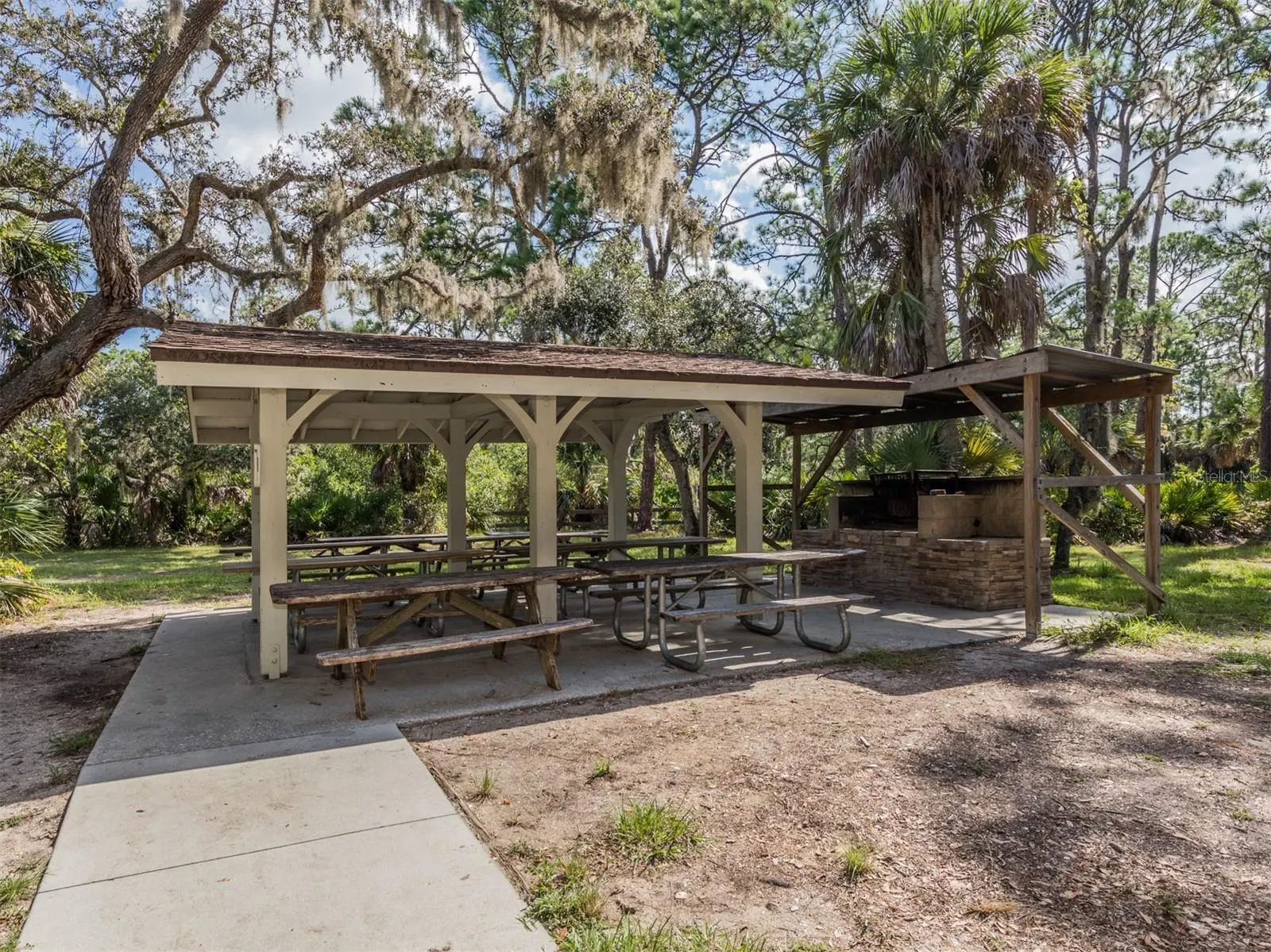563 PINE RANCH EAST RD