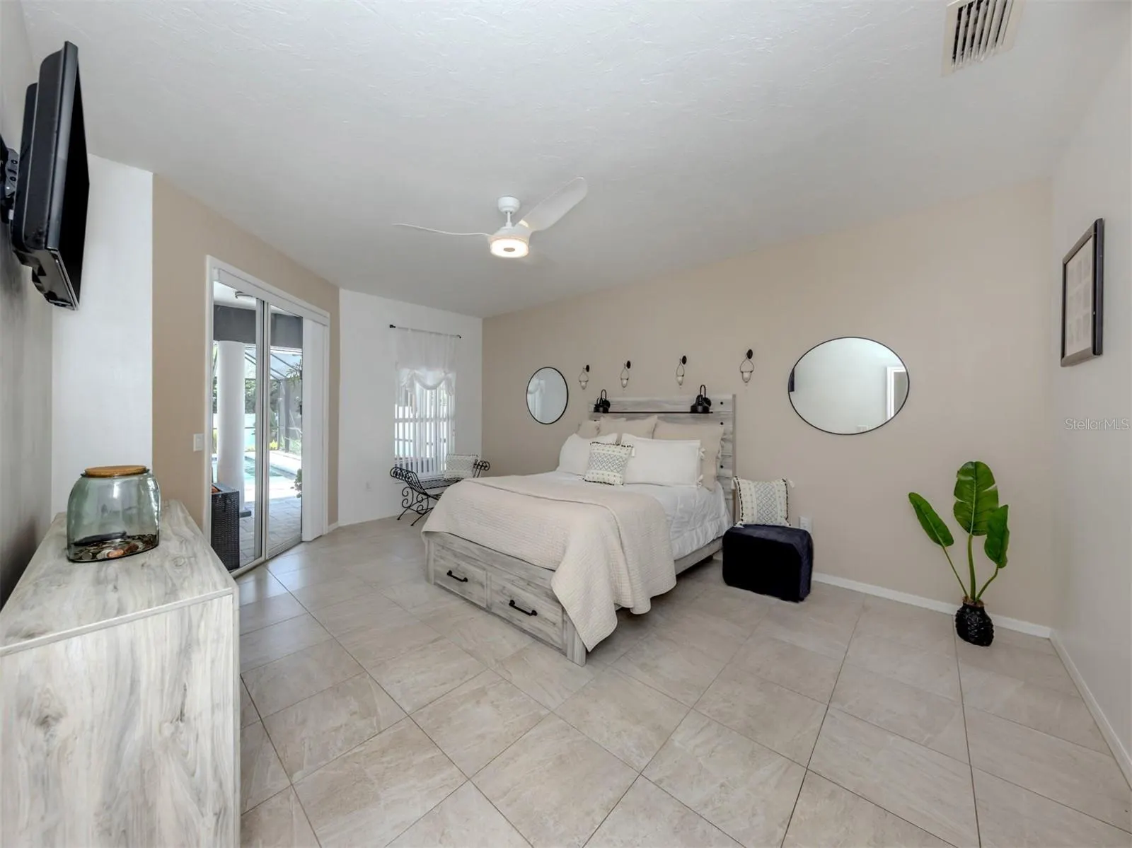563 PINE RANCH EAST RD