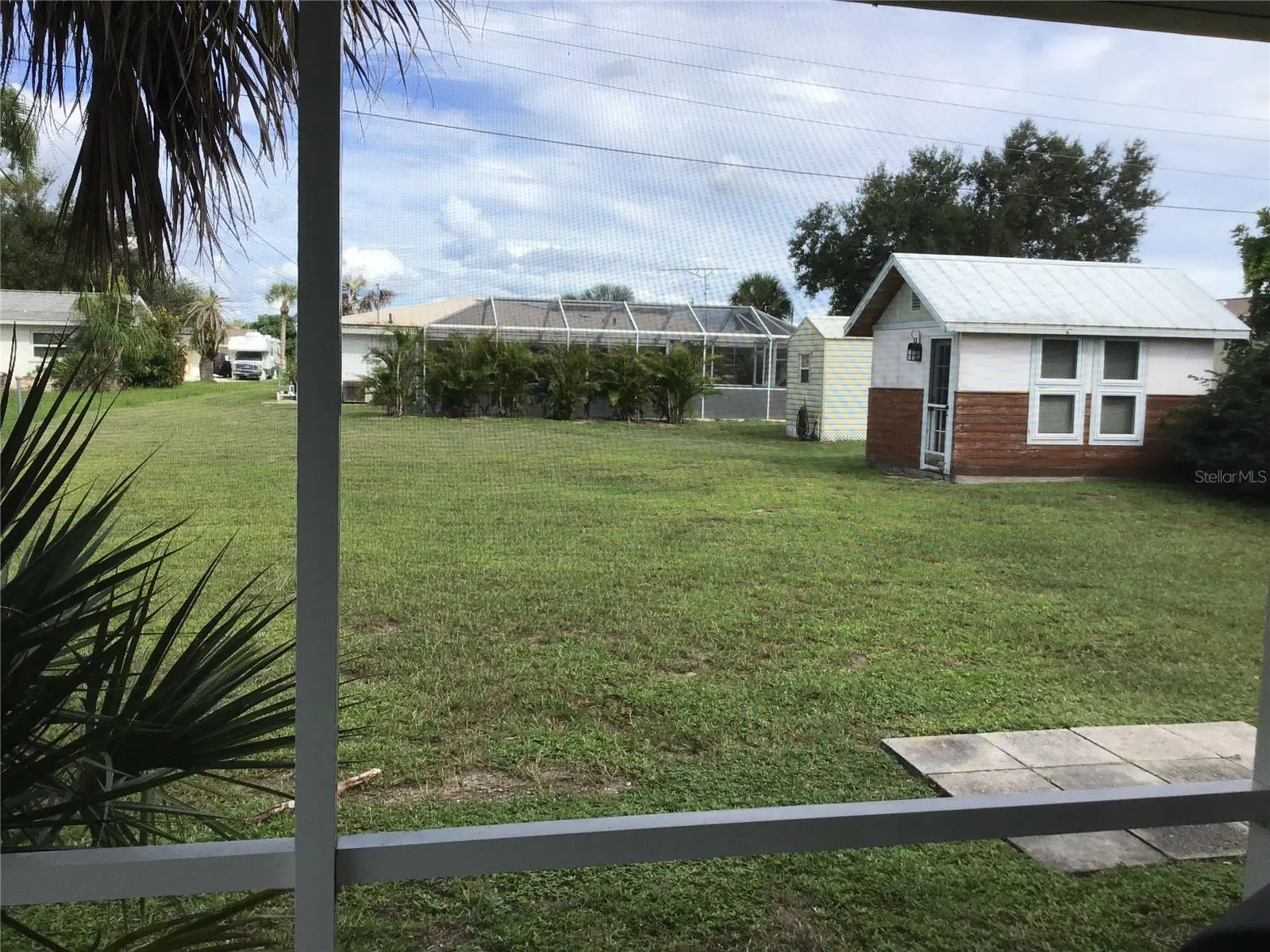 1225 S OXFORD DR