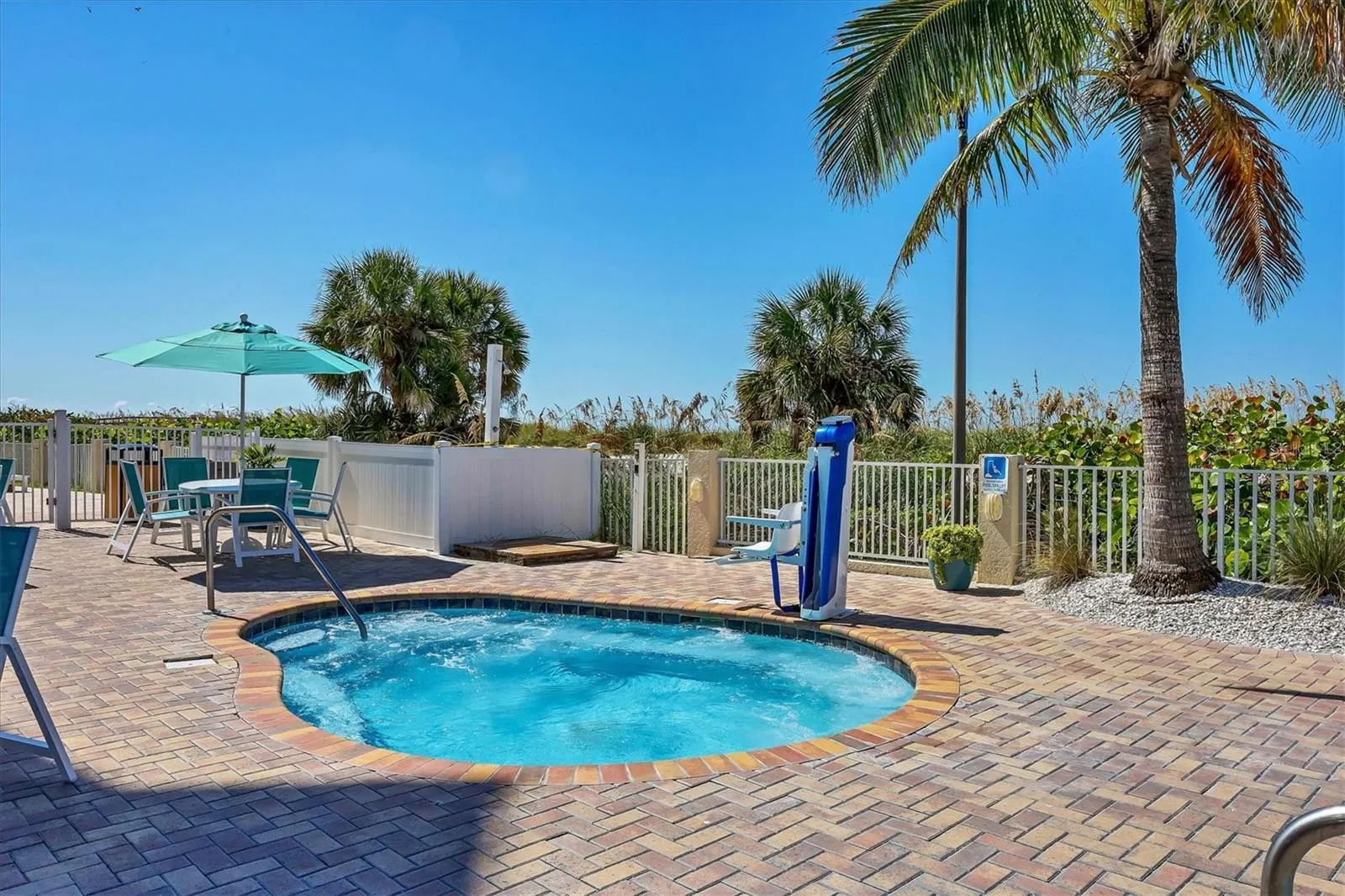 12000 GULF BLVD #207S, #207S
