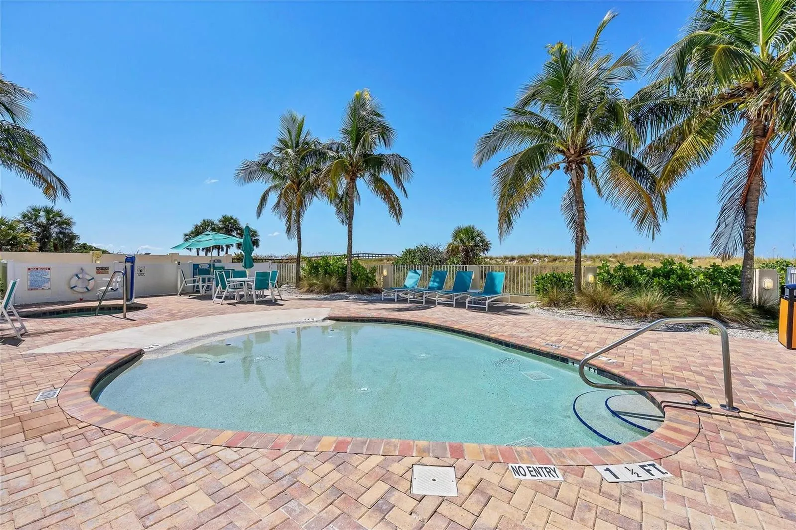12000 GULF BLVD #207S, #207S