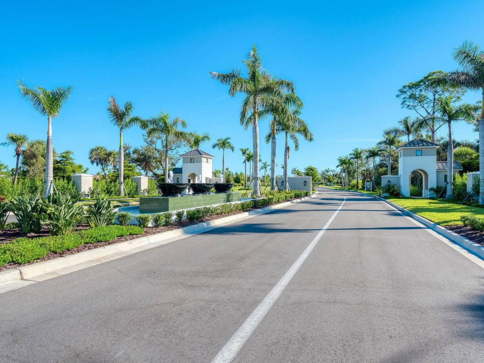 10990 PENTAS ROYALE CT