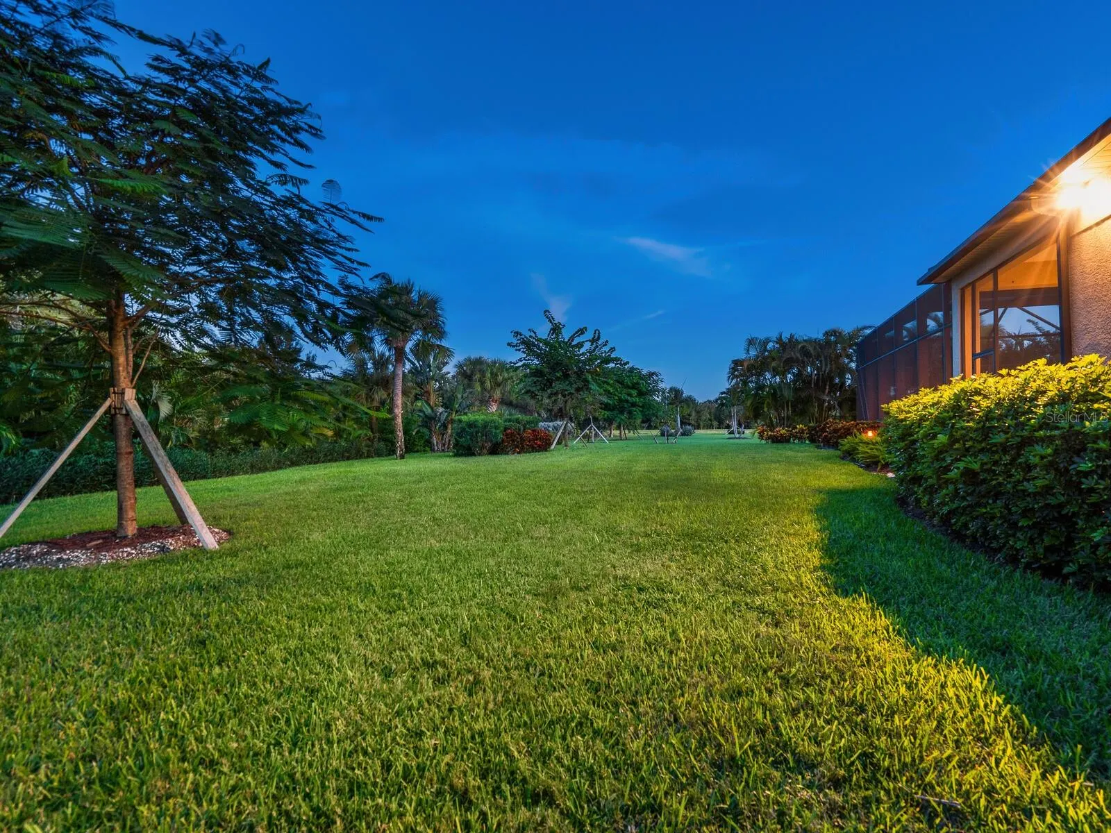 10990 PENTAS ROYALE CT