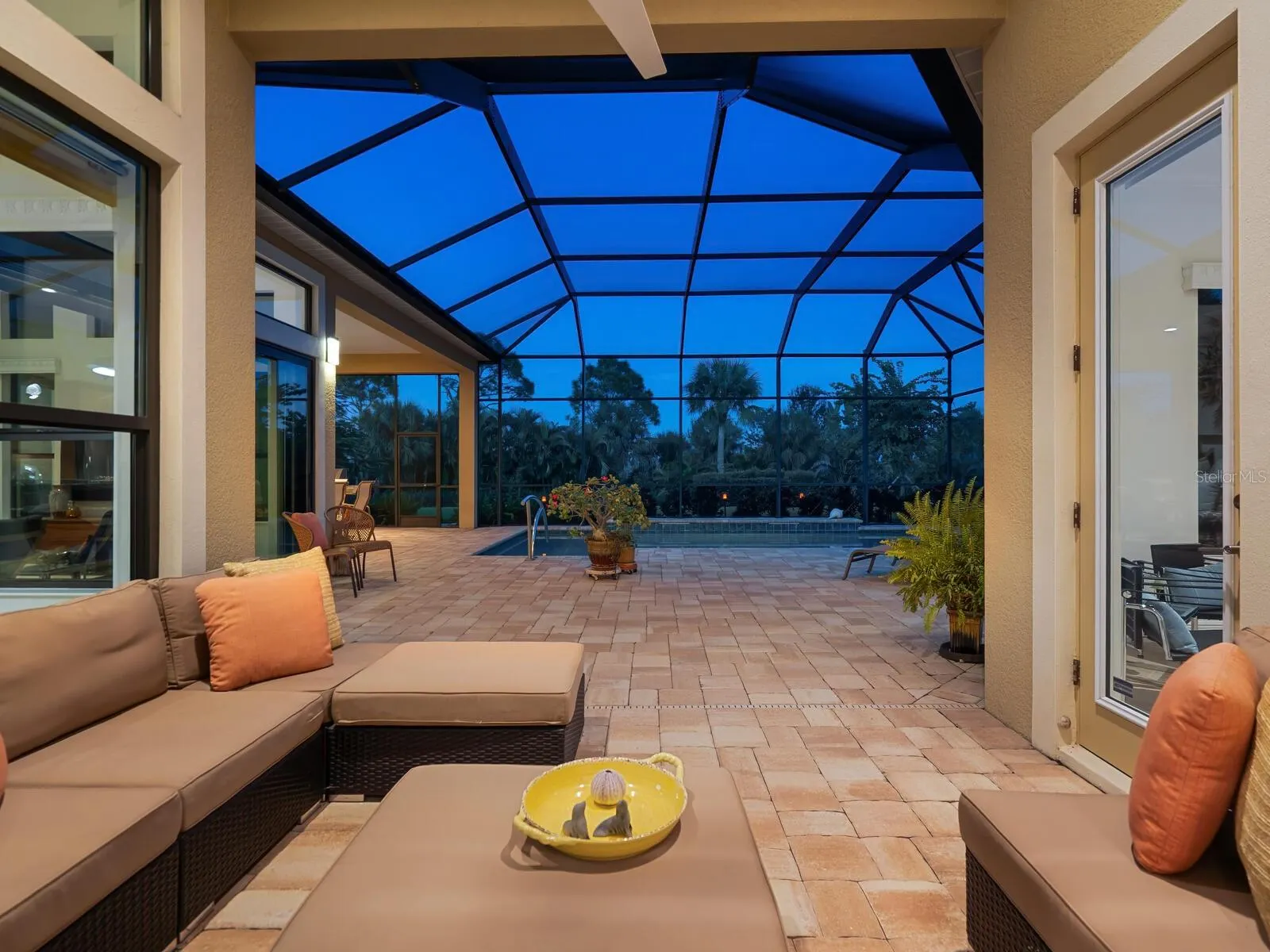 10990 PENTAS ROYALE CT