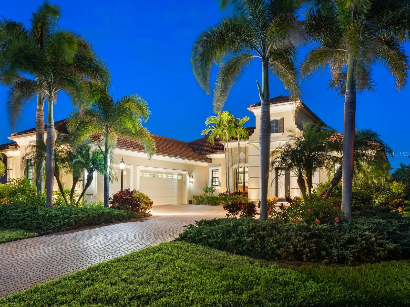 10990 PENTAS ROYALE CT