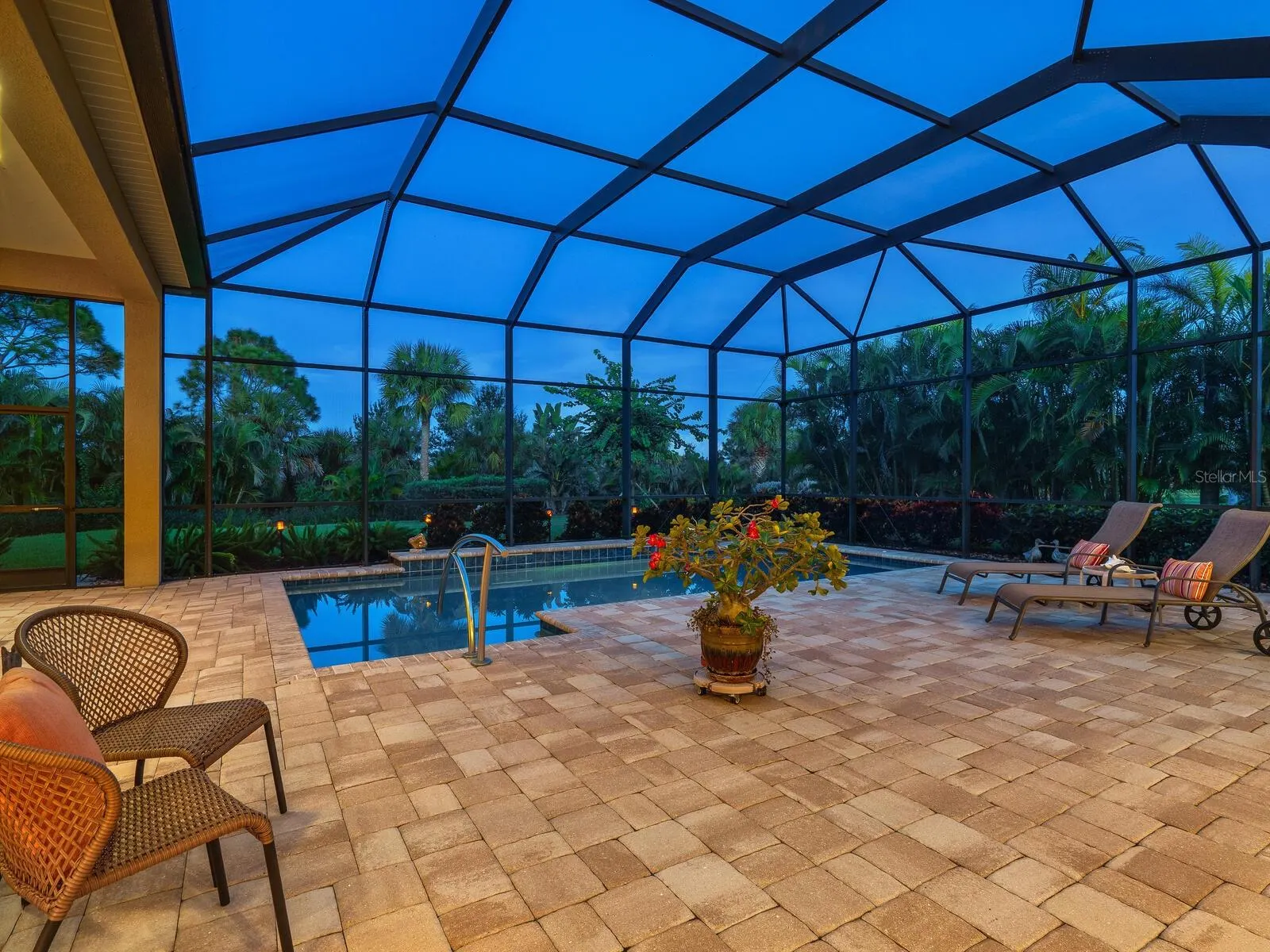 10990 PENTAS ROYALE CT