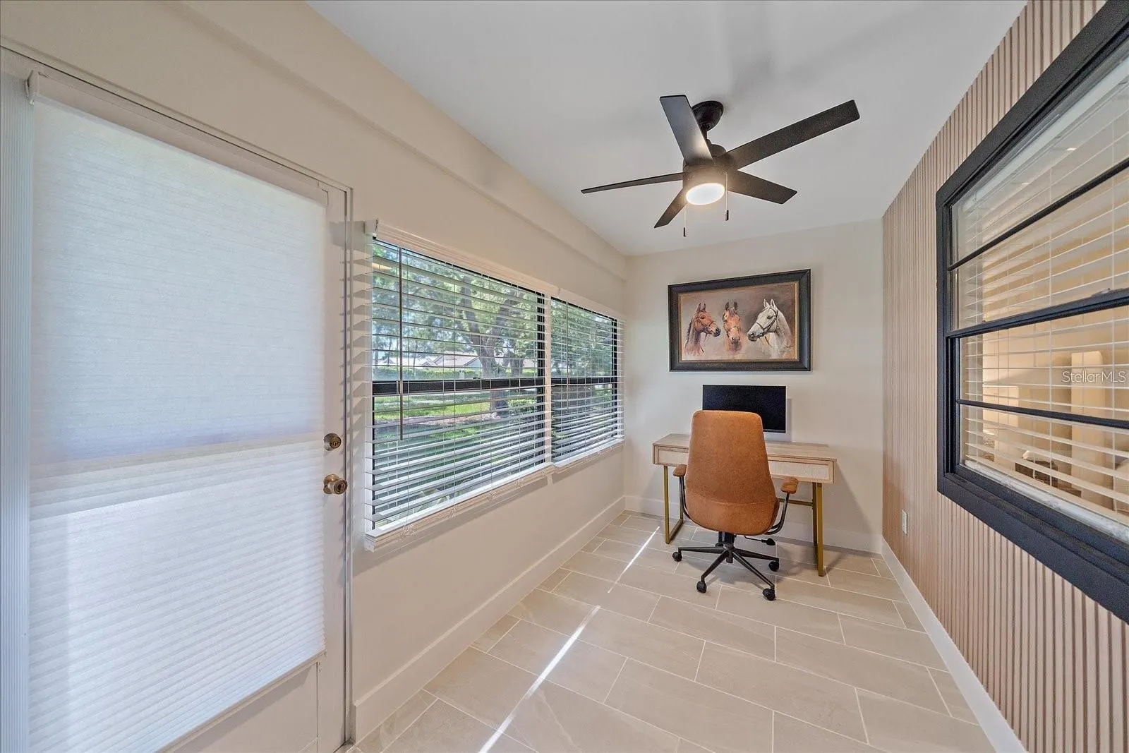 1211 CAPRI ISLES BLVD #6, #6