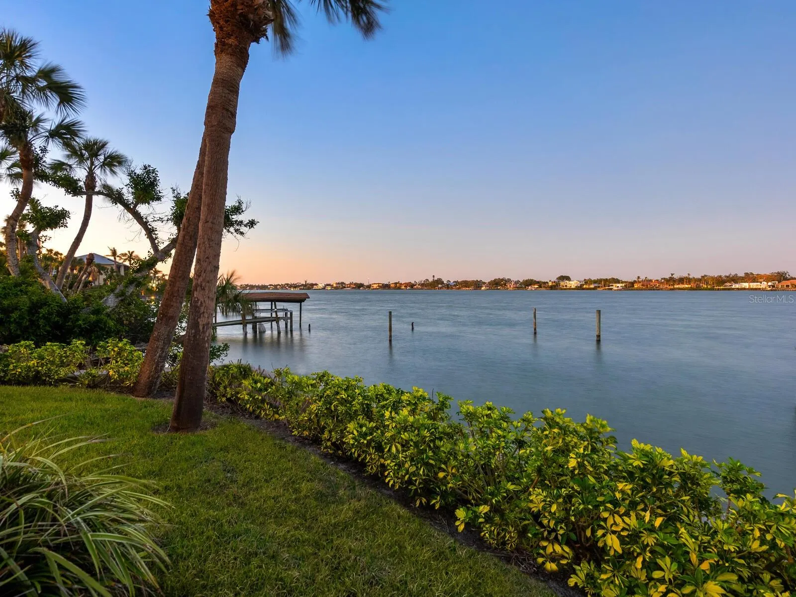 2110 CASEY KEY RD
