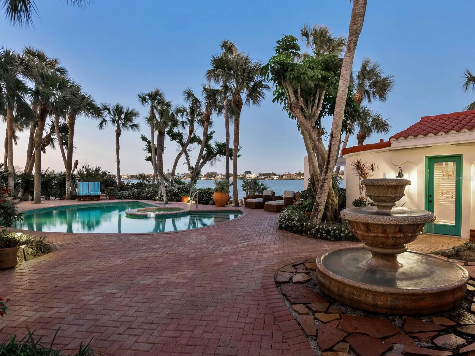 2110 CASEY KEY RD