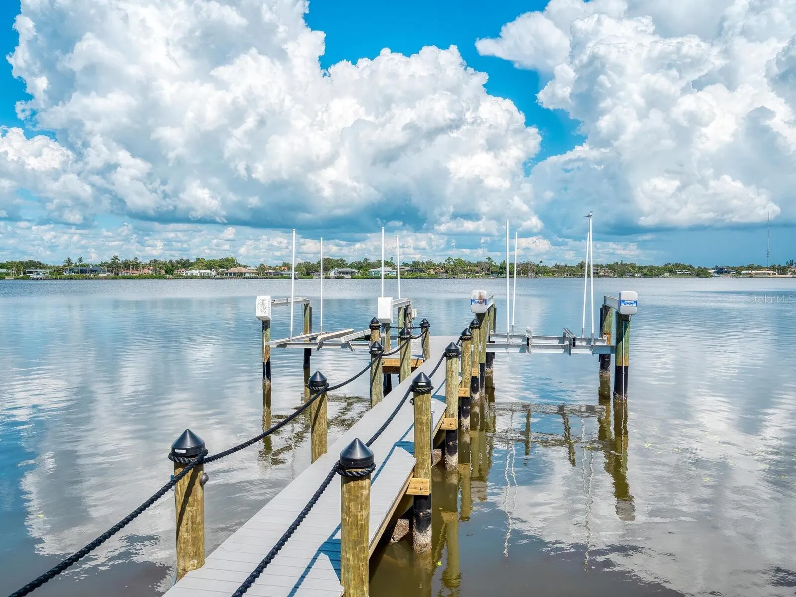 2110 CASEY KEY RD