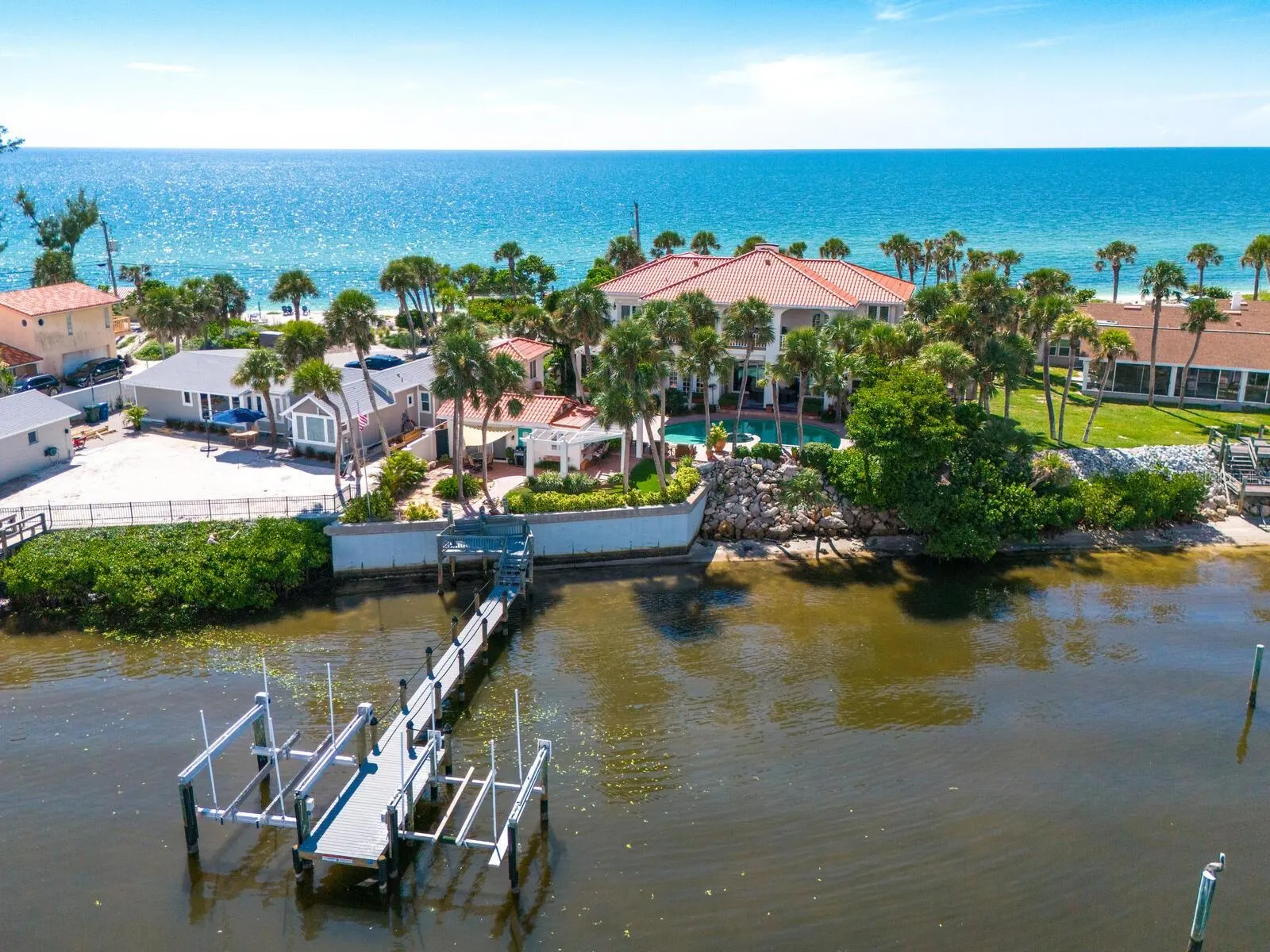 2110 CASEY KEY RD