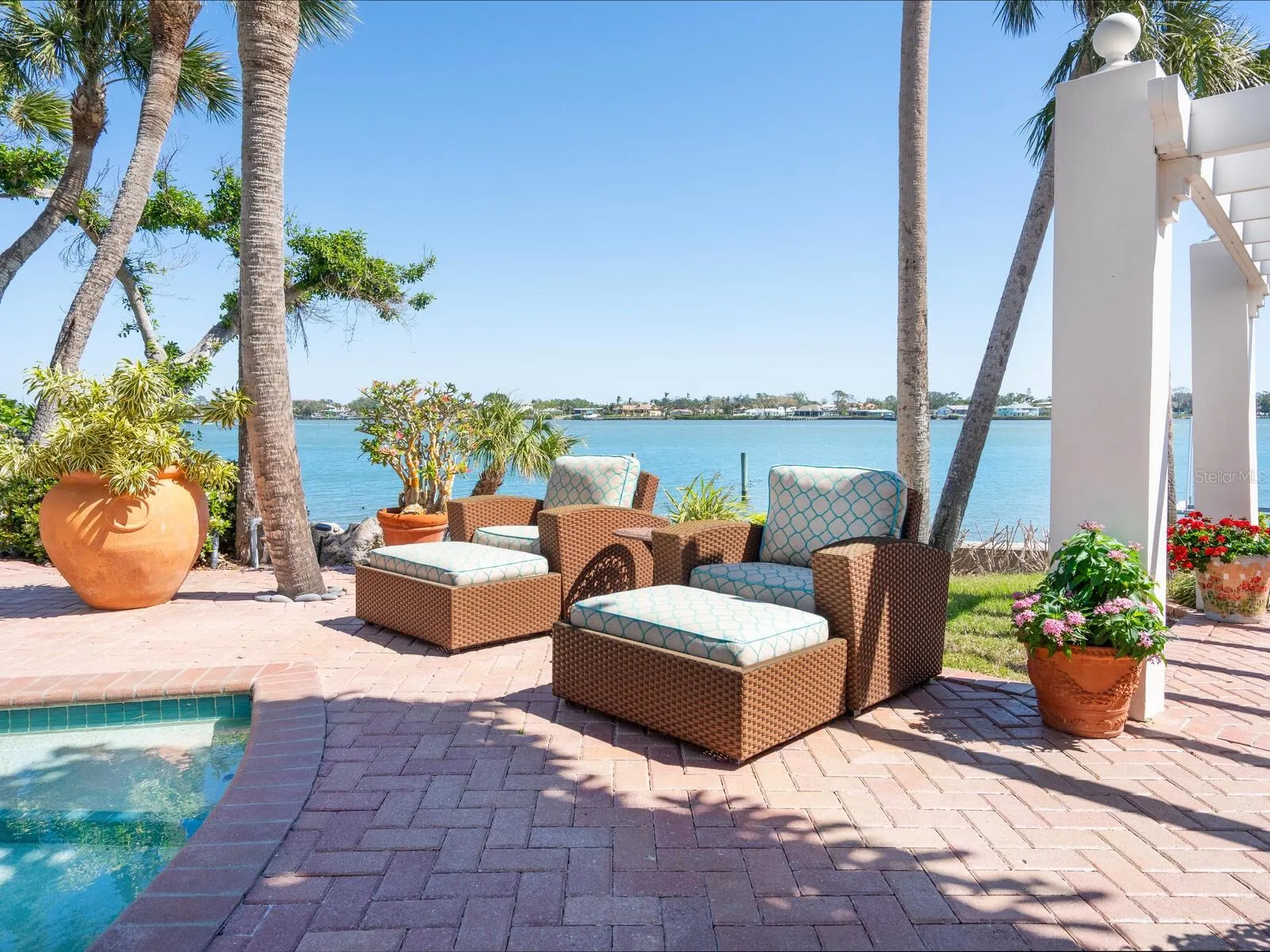 2110 CASEY KEY RD