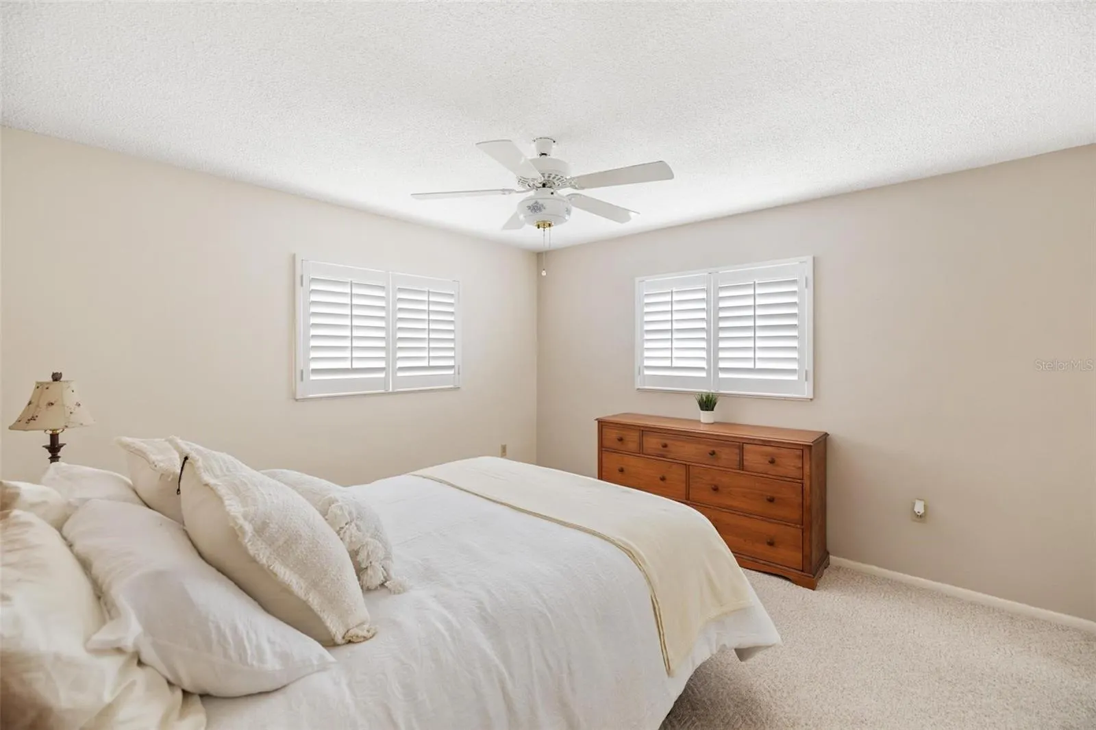 521 W VENICE AVE #17, #17