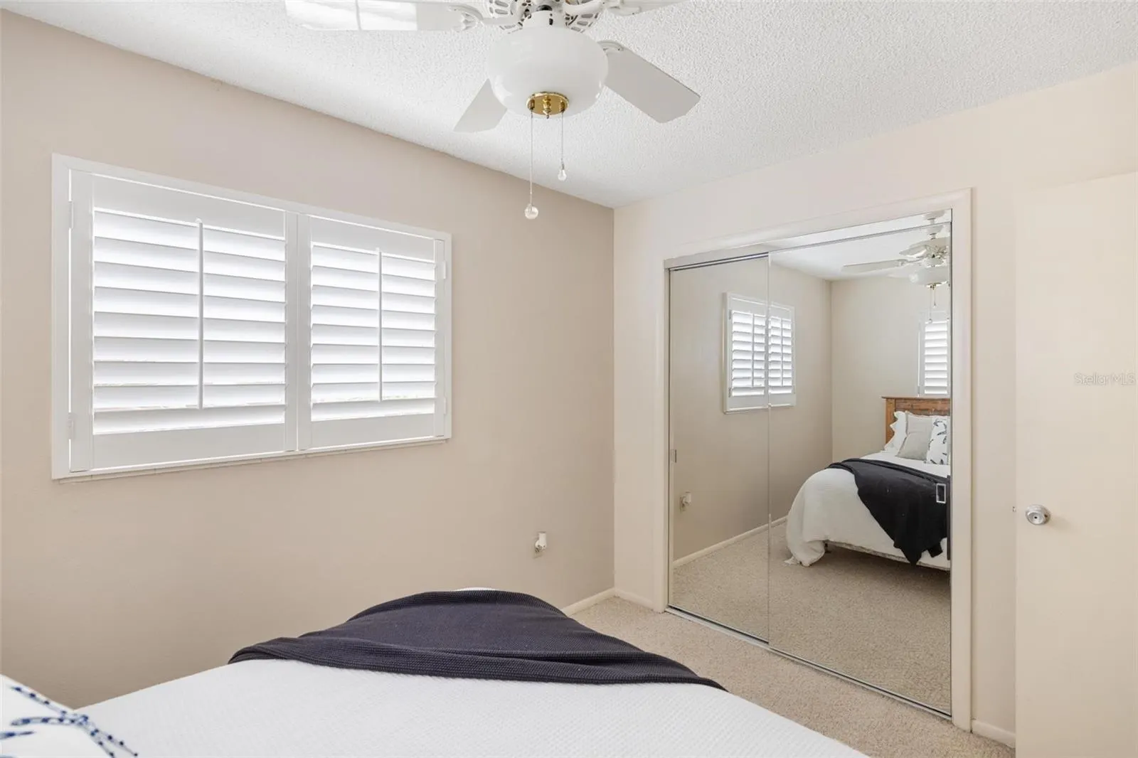 521 W VENICE AVE #17, #17