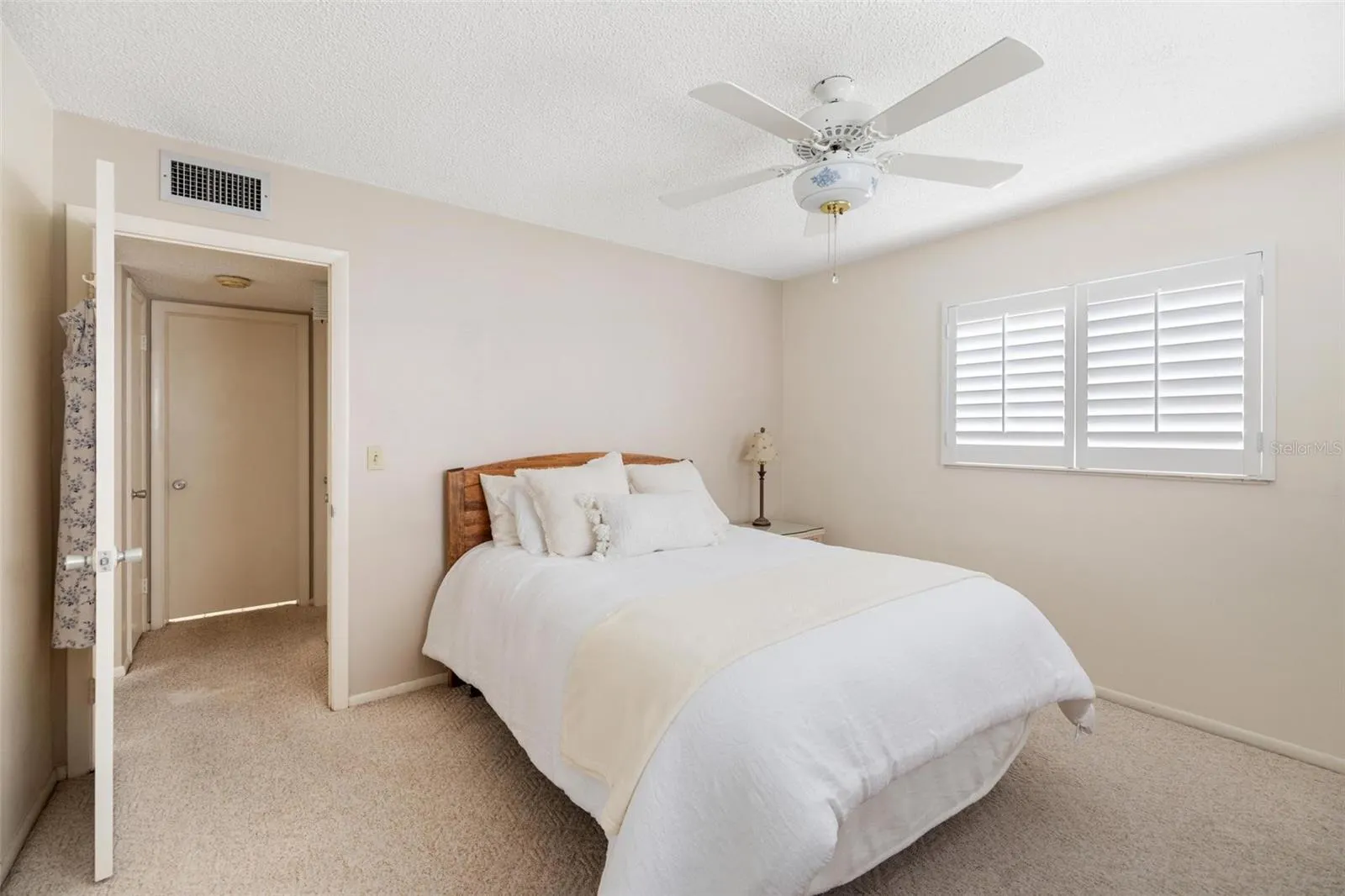 521 W VENICE AVE #17, #17