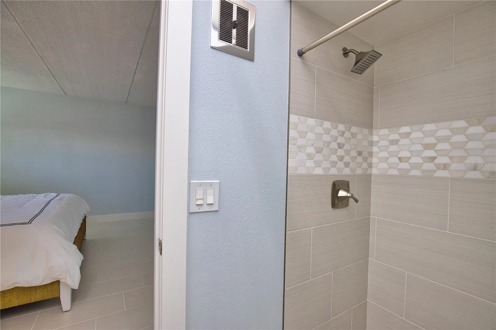 902 GIBBS RD #184, #184