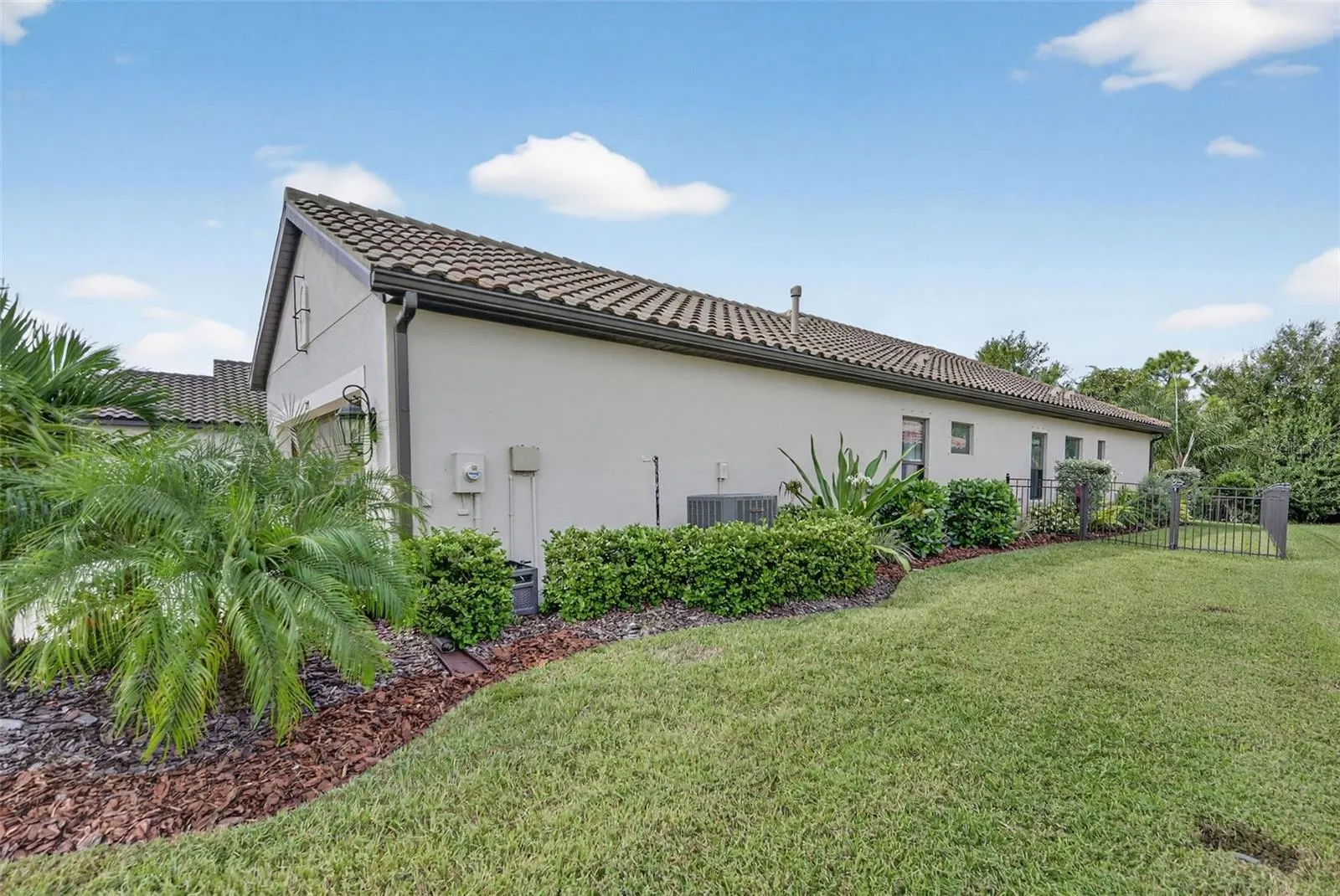 229 BRIENZA LOOP