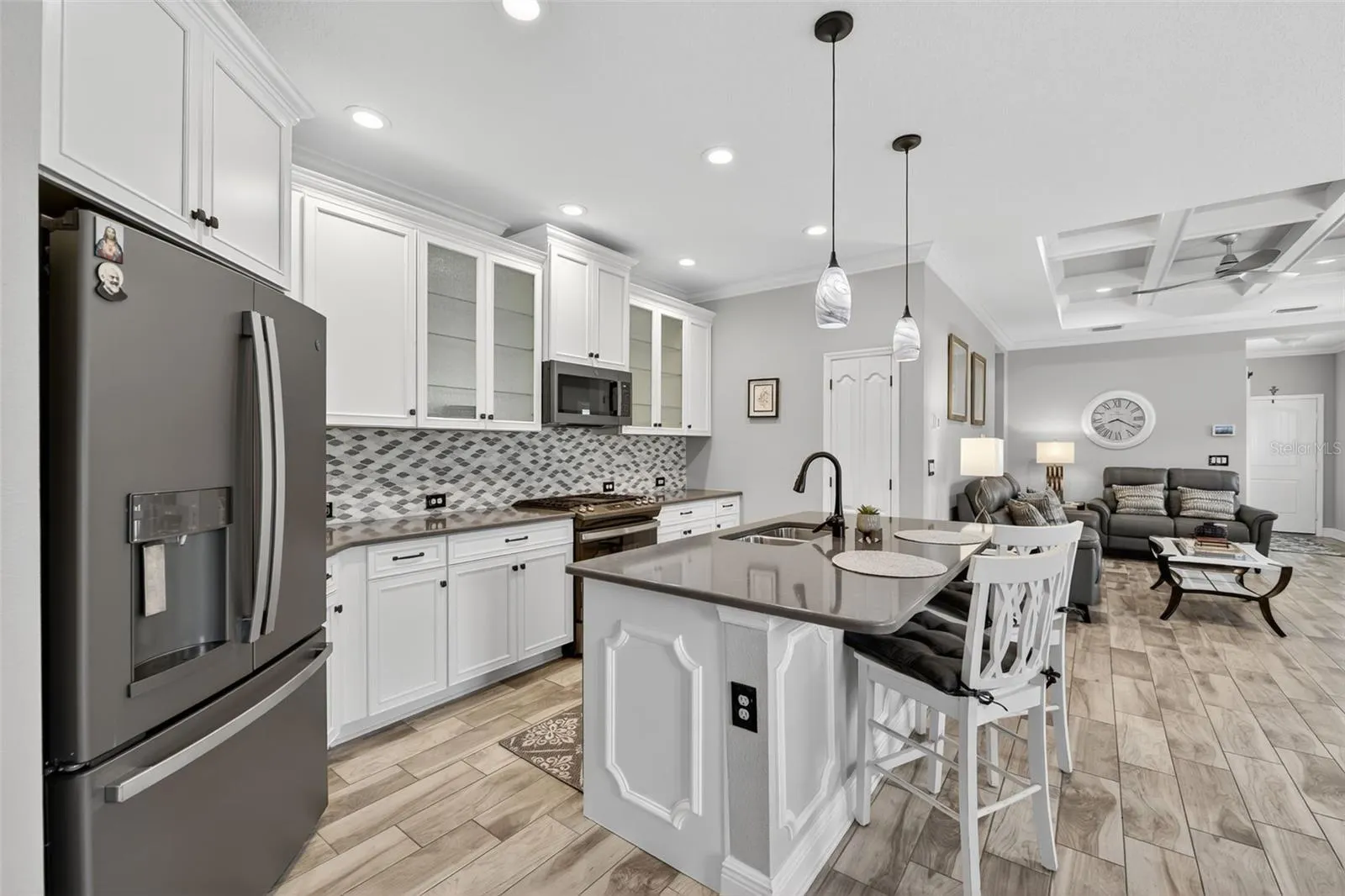 229 BRIENZA LOOP