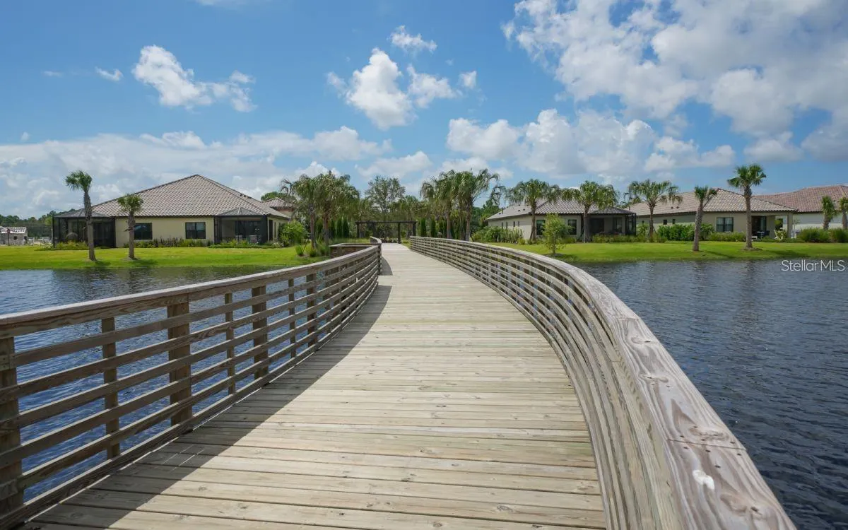 229 BRIENZA LOOP