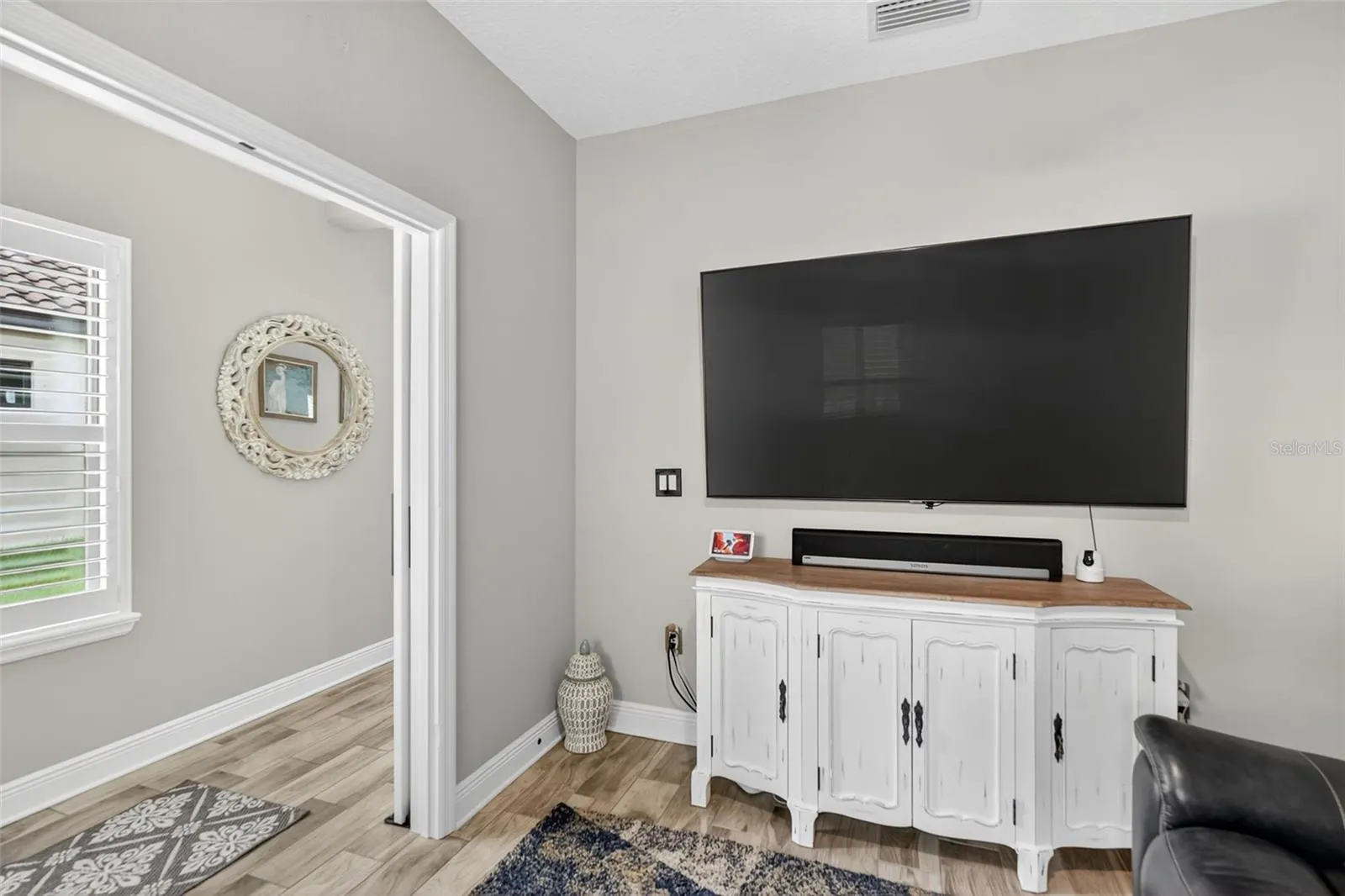 229 BRIENZA LOOP
