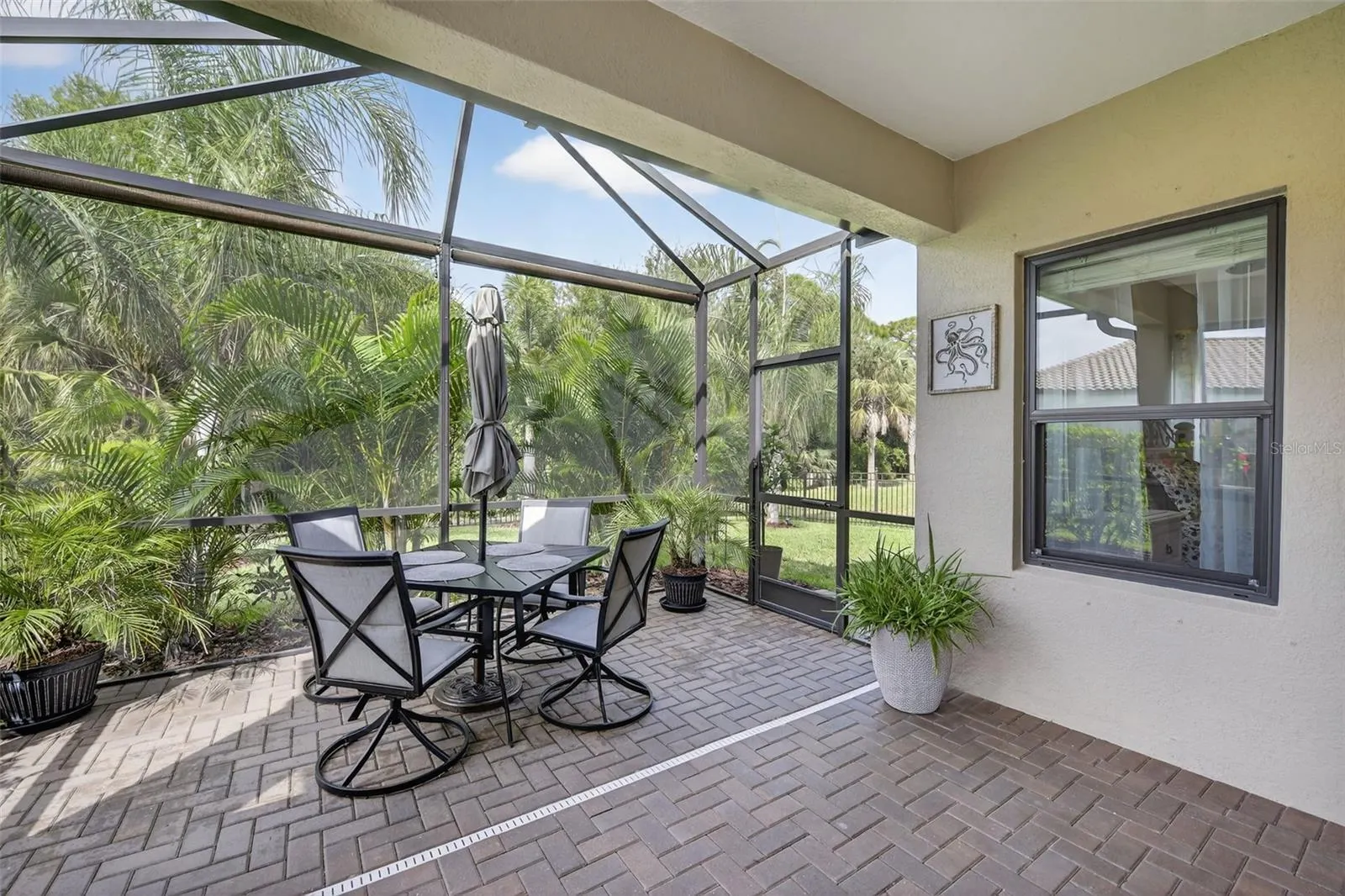 229 BRIENZA LOOP