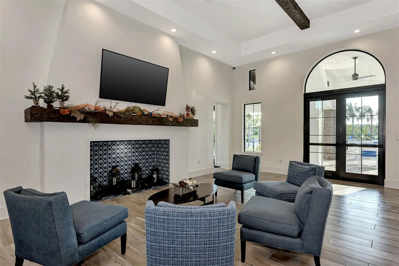 229 BRIENZA LOOP