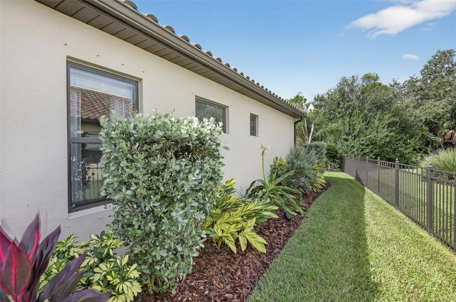 229 BRIENZA LOOP