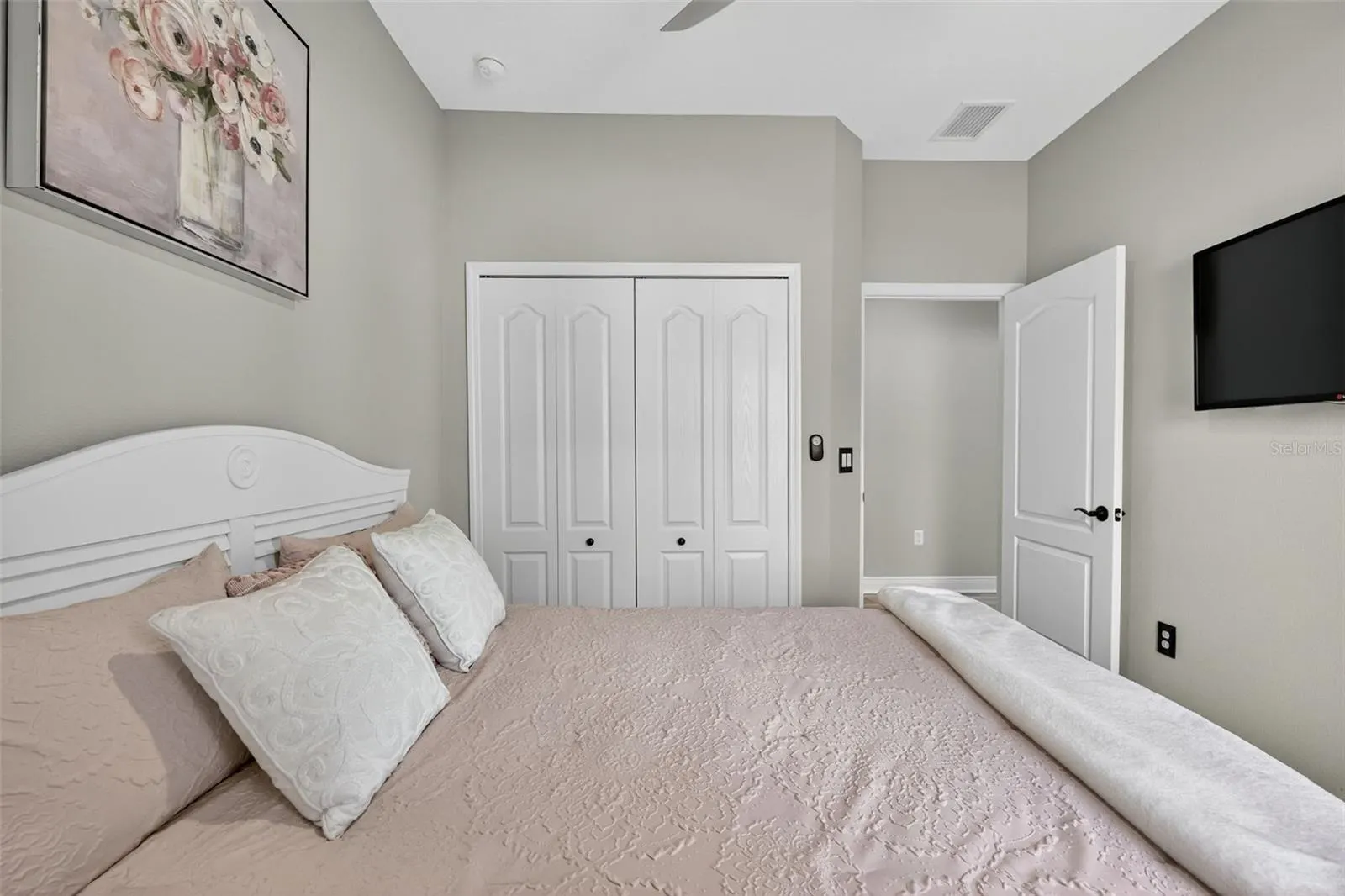 229 BRIENZA LOOP