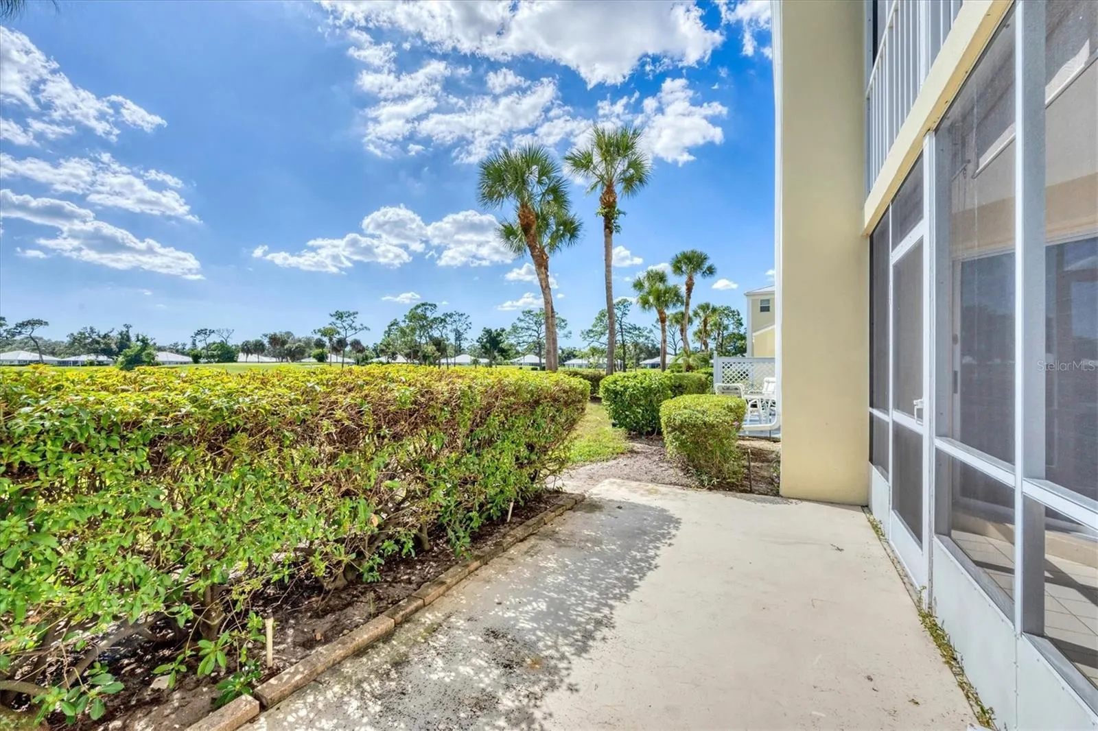 433 CERROMAR LN #330, #330