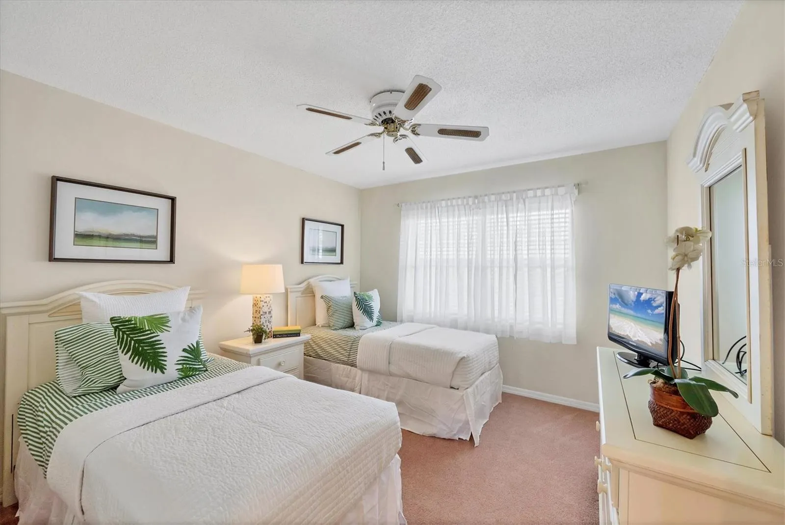 433 CERROMAR LN #330, #330