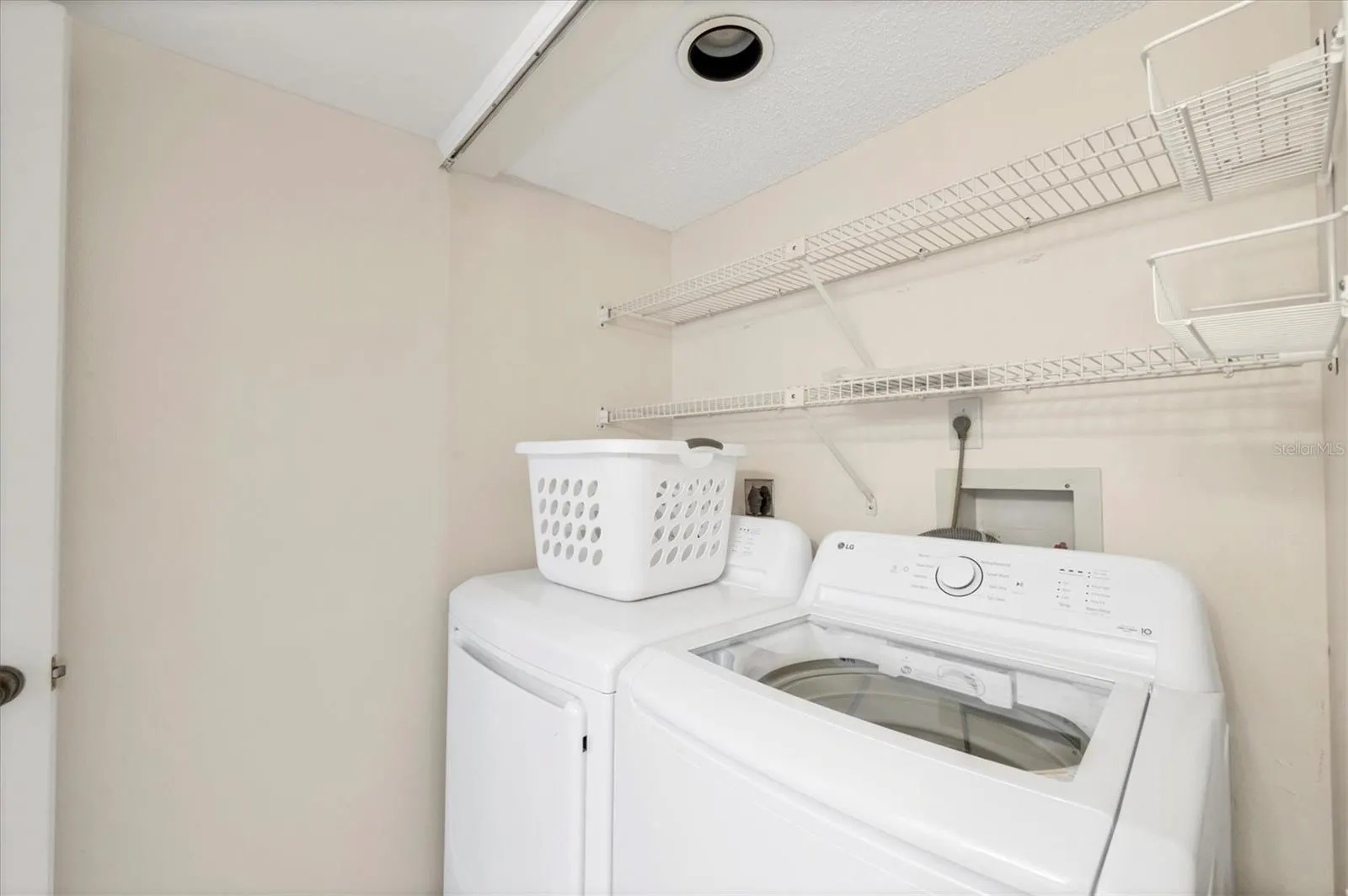 433 CERROMAR LN #330, #330