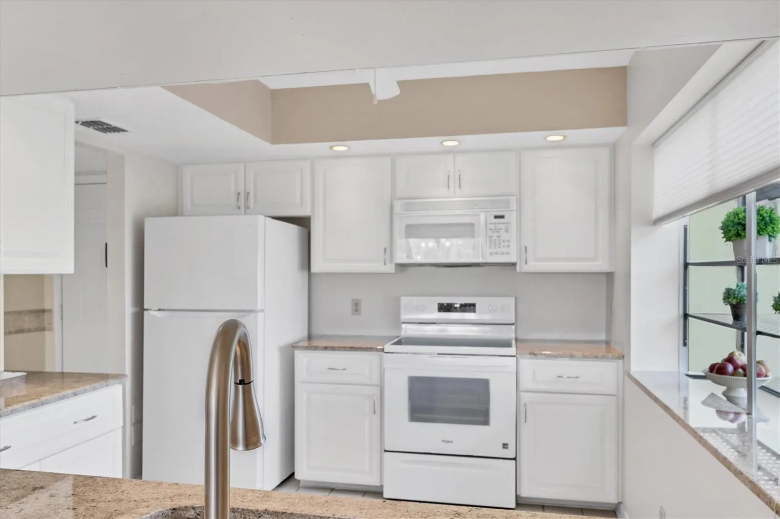 433 CERROMAR LN #330, #330