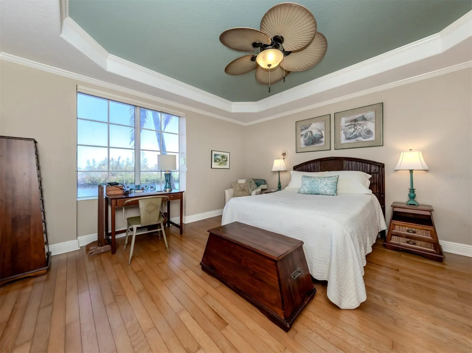 147 TAMPA AVE E #202, #202
