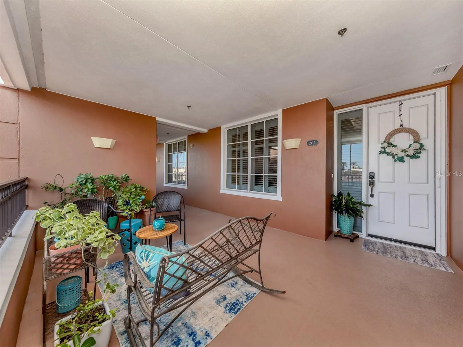 147 TAMPA AVE E #202, #202