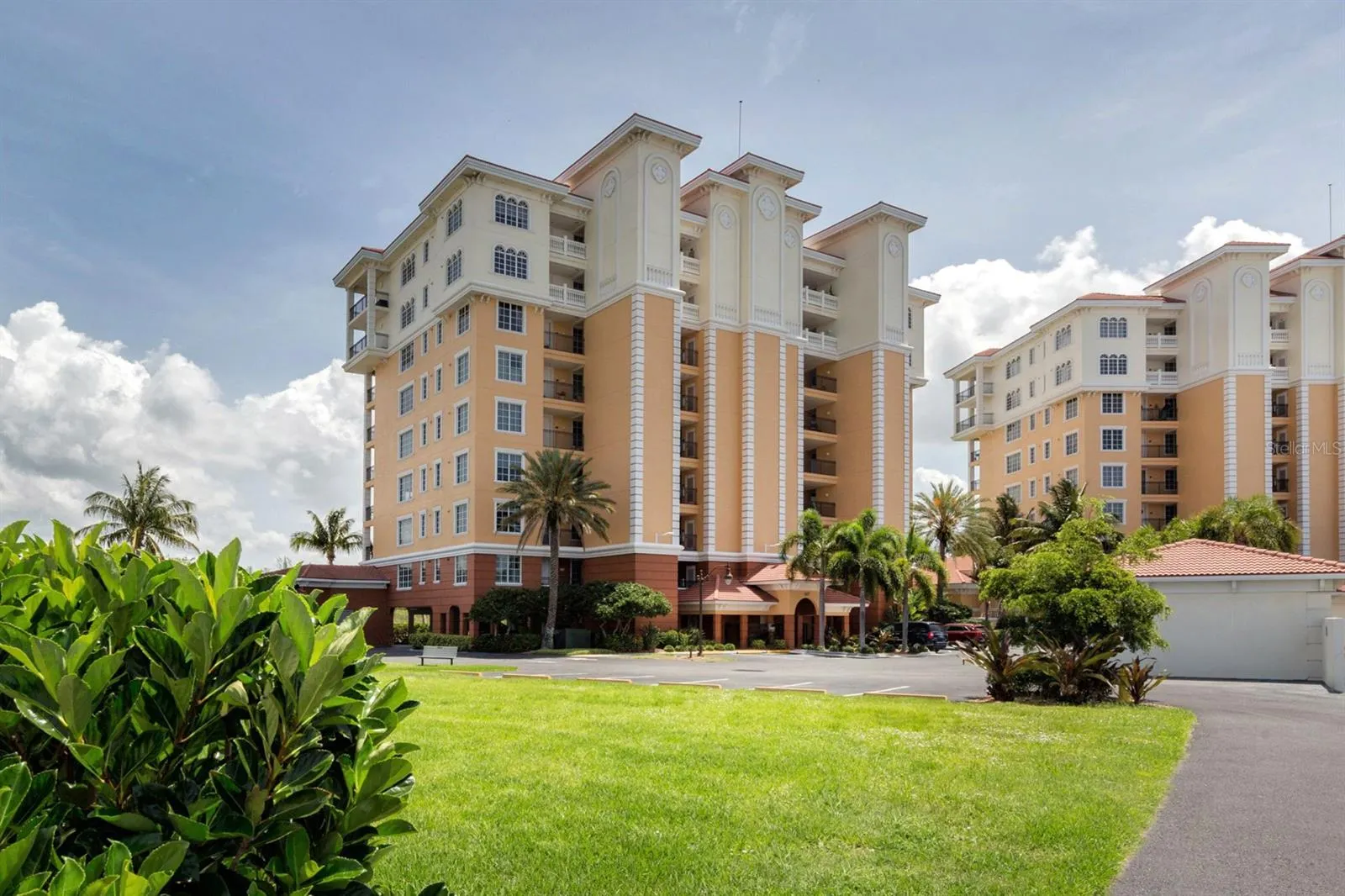 147 TAMPA AVE E #202, #202