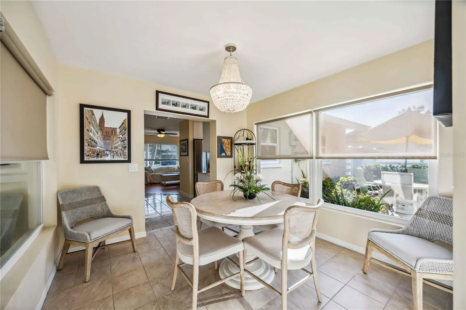 742 GOLF DR