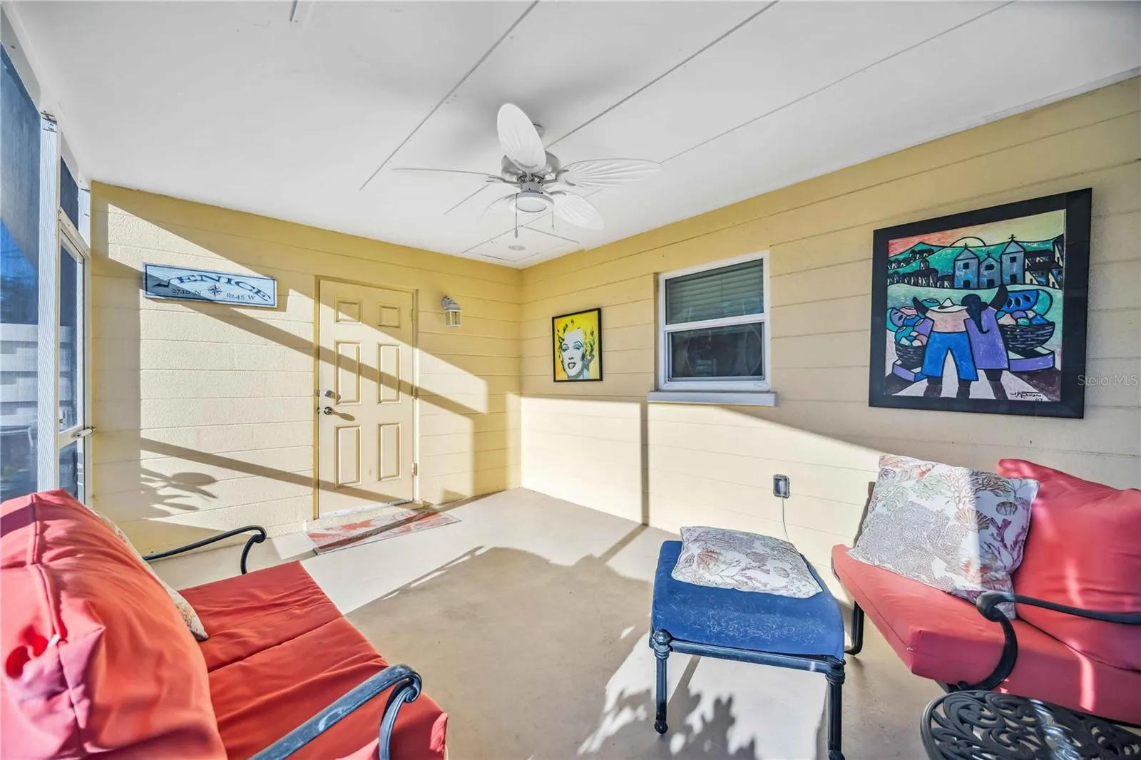 742 GOLF DR