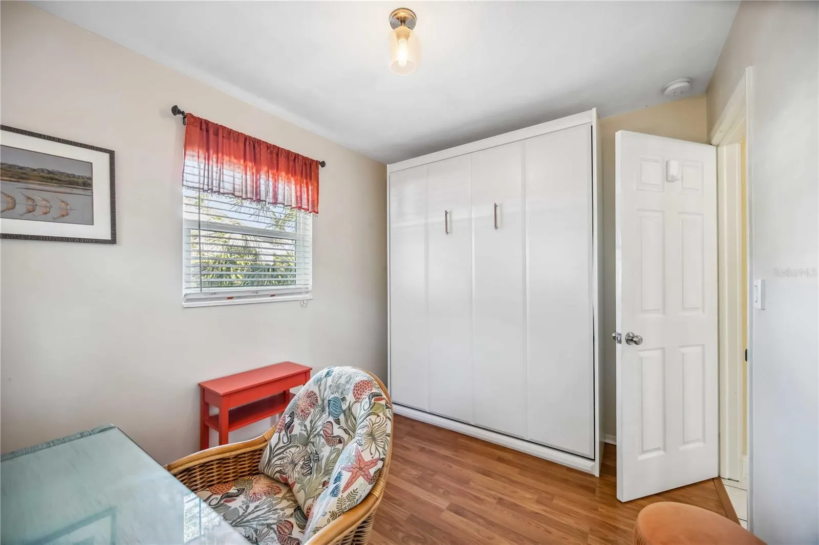 742 GOLF DR
