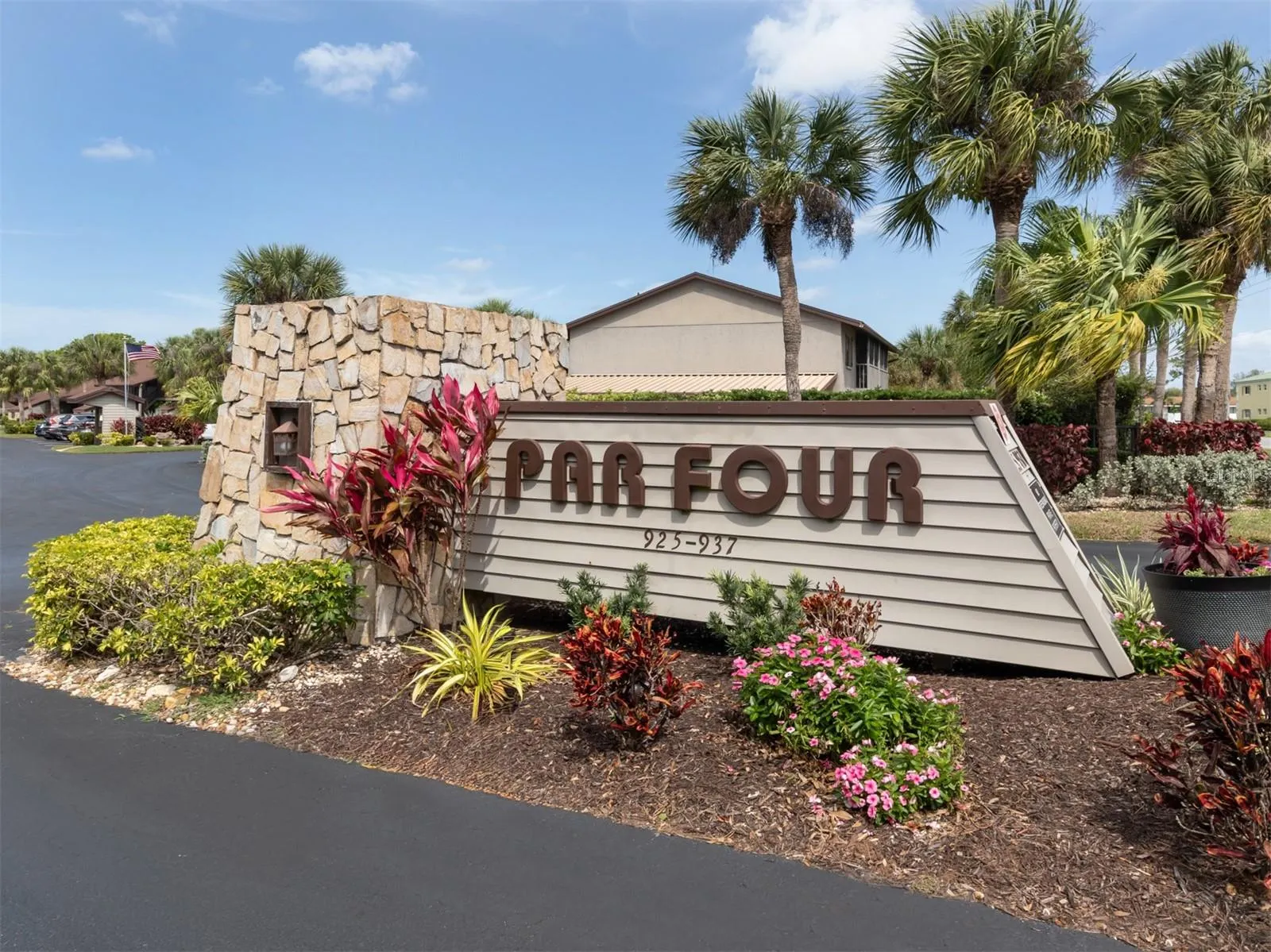 929 CAPRI ISLES BLVD #27, #27