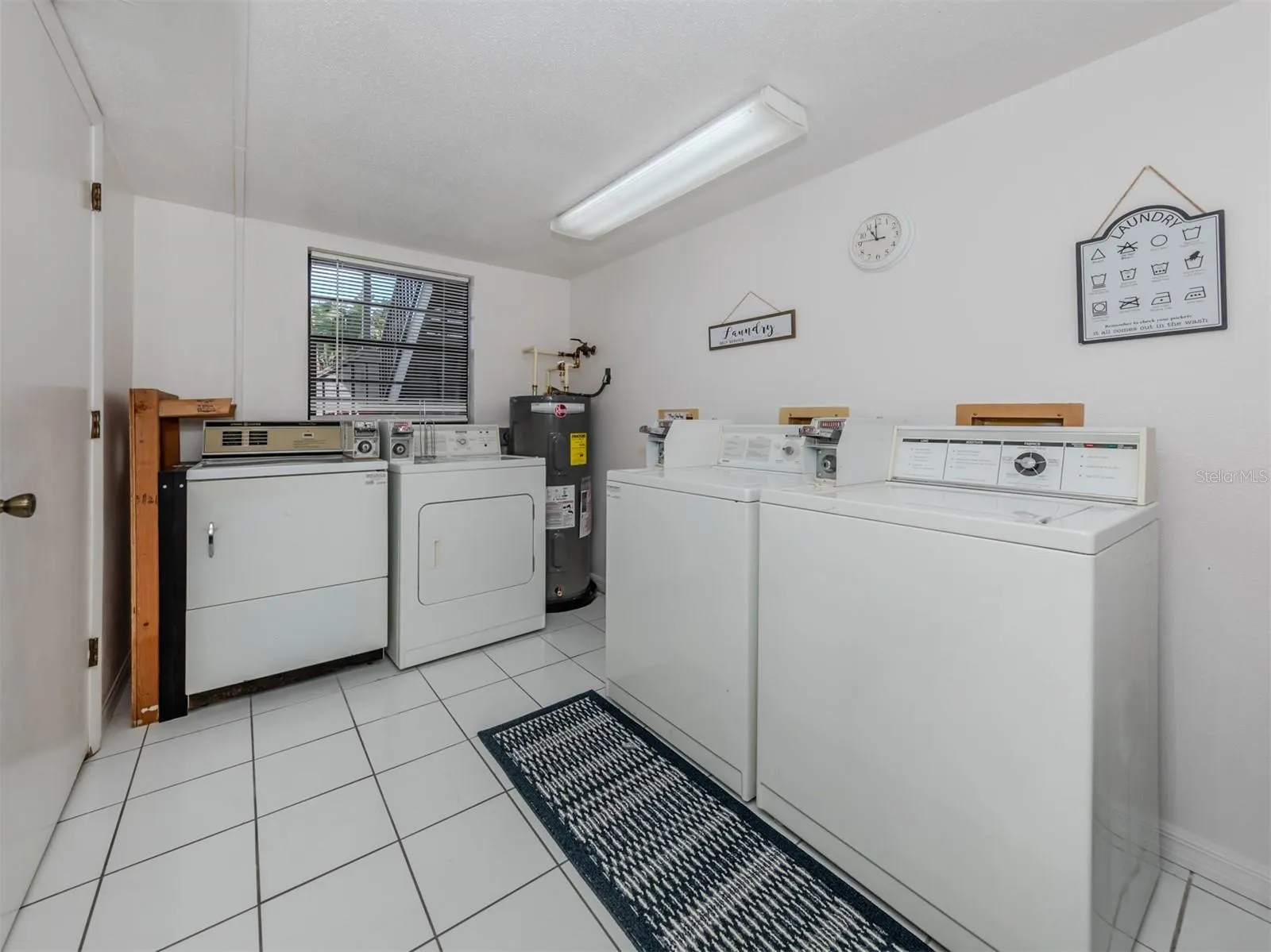 929 CAPRI ISLES BLVD #27, #27