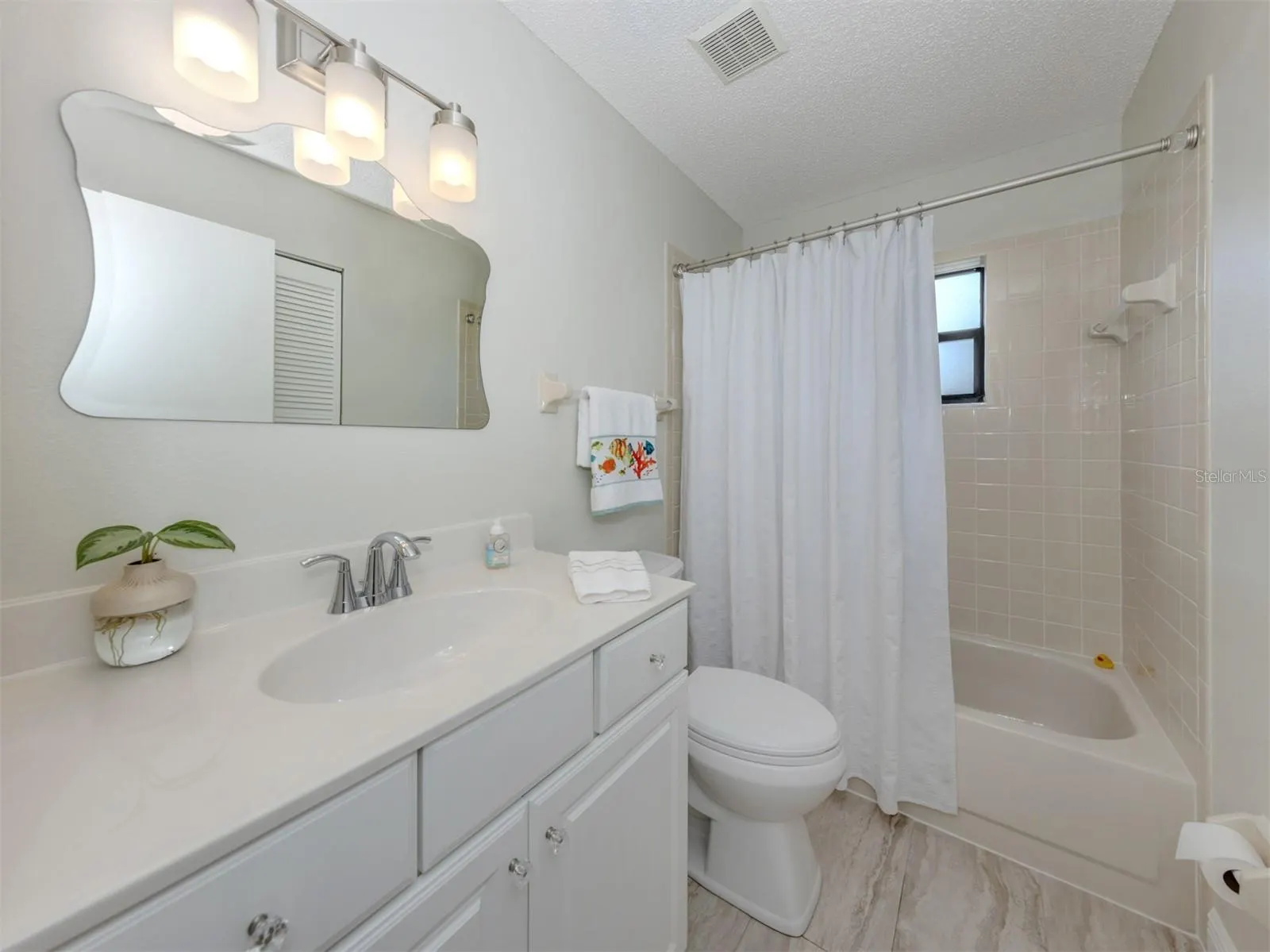929 CAPRI ISLES BLVD #27, #27