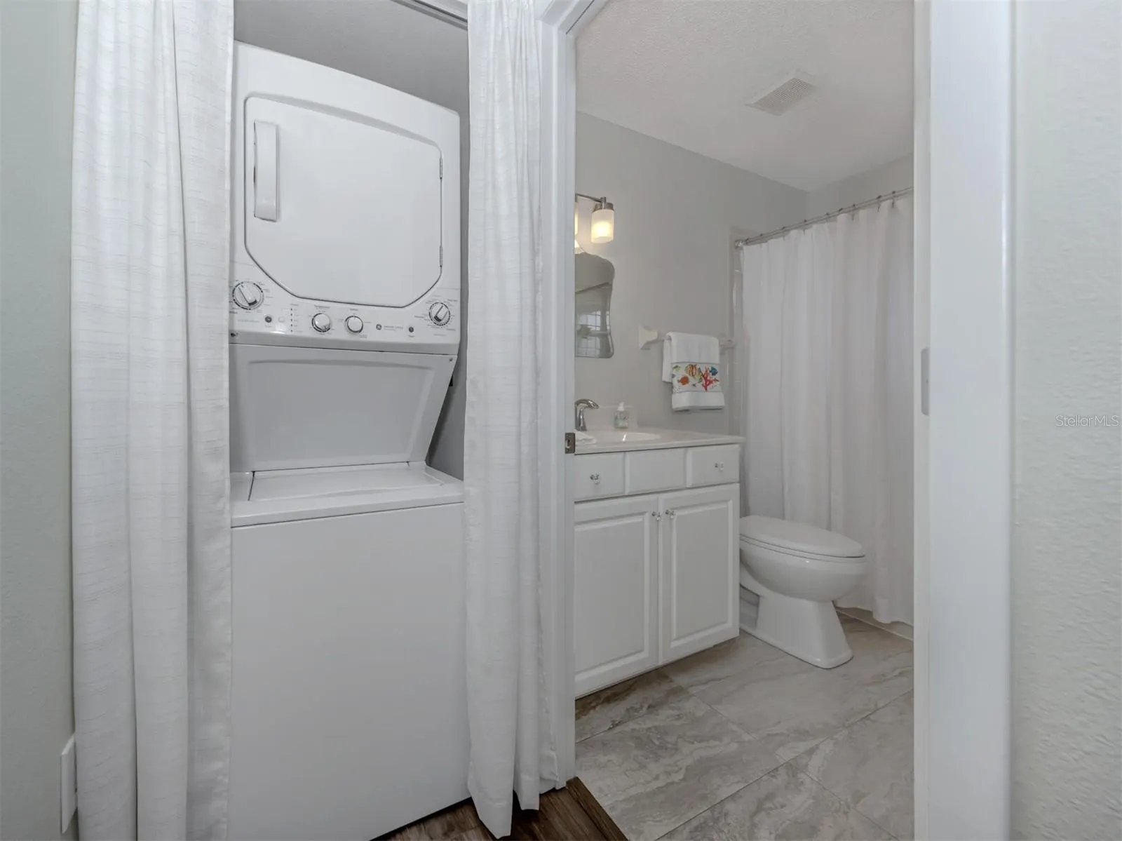 929 CAPRI ISLES BLVD #27, #27