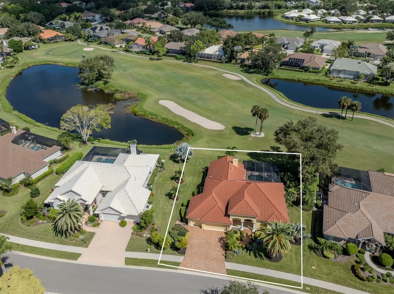 394 AUTUMN CHASE DR
