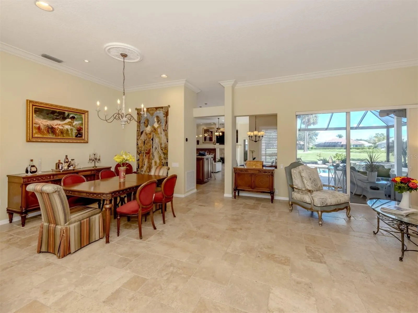 394 AUTUMN CHASE DR