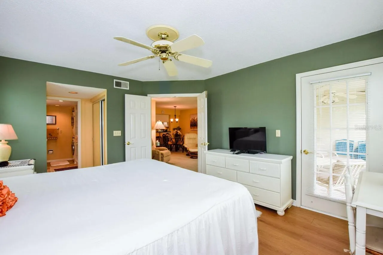 433 CERROMAR LN #438, #438
