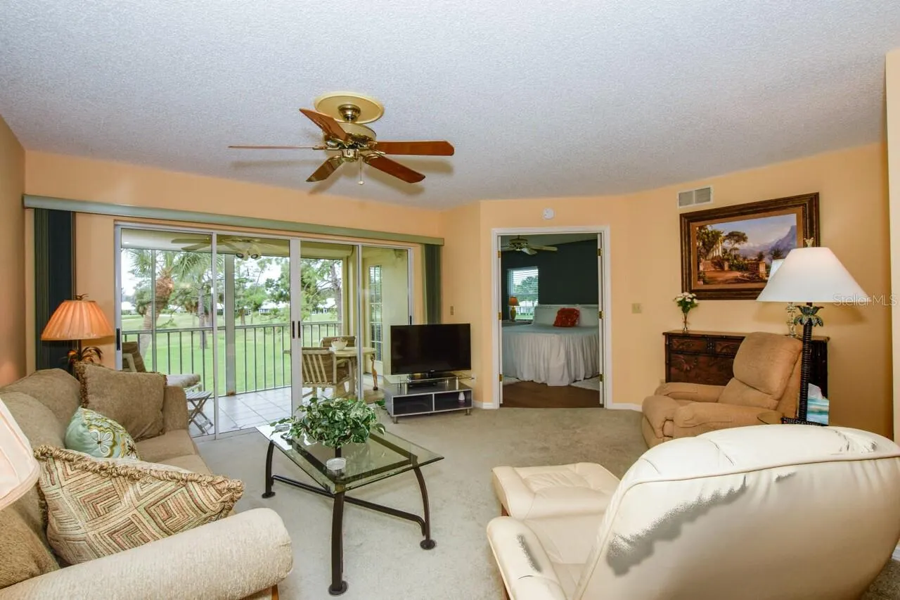 433 CERROMAR LN #438, #438